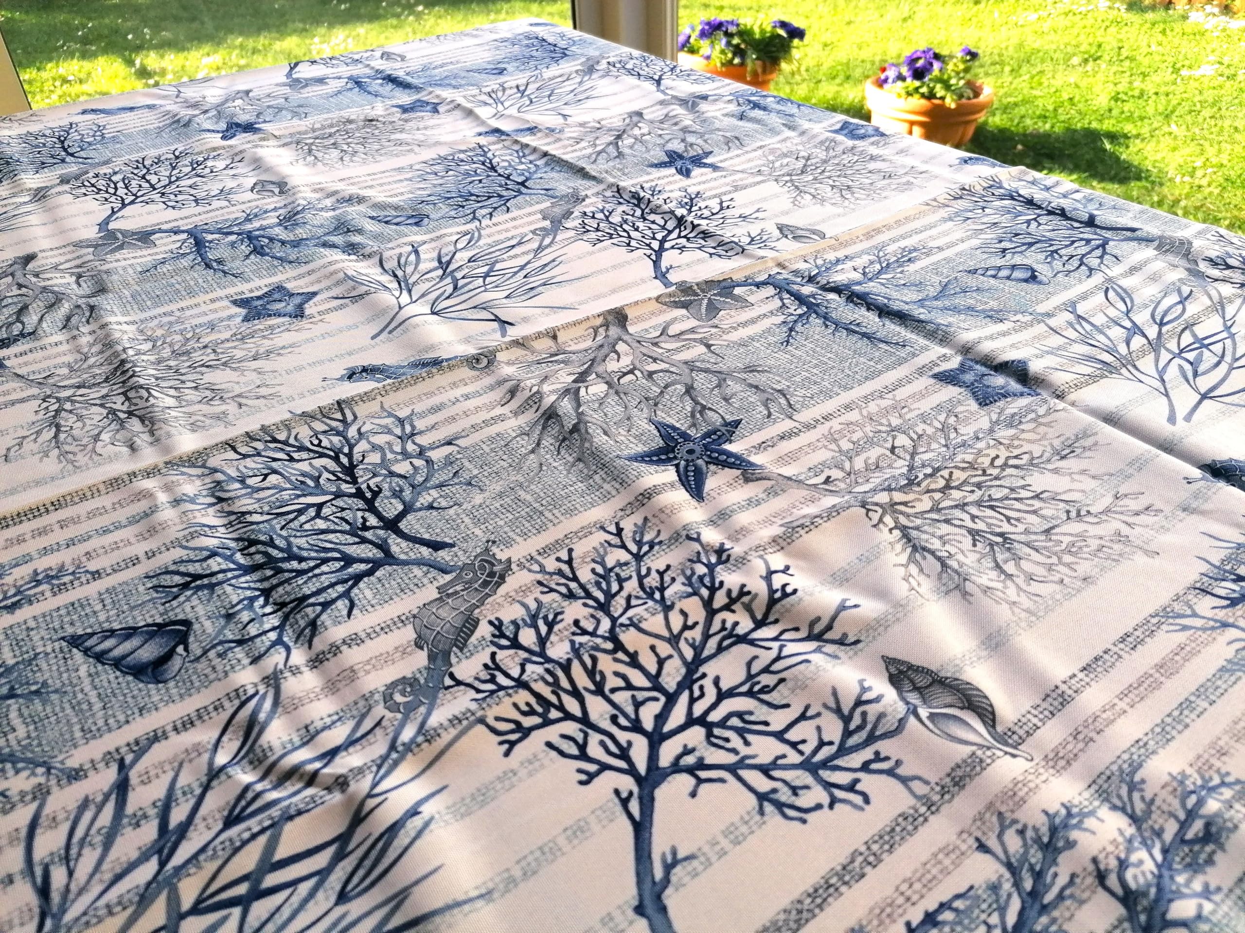 Nappe ronde anti-taches mer et poisson bleu en tissu 100% hydrofuge