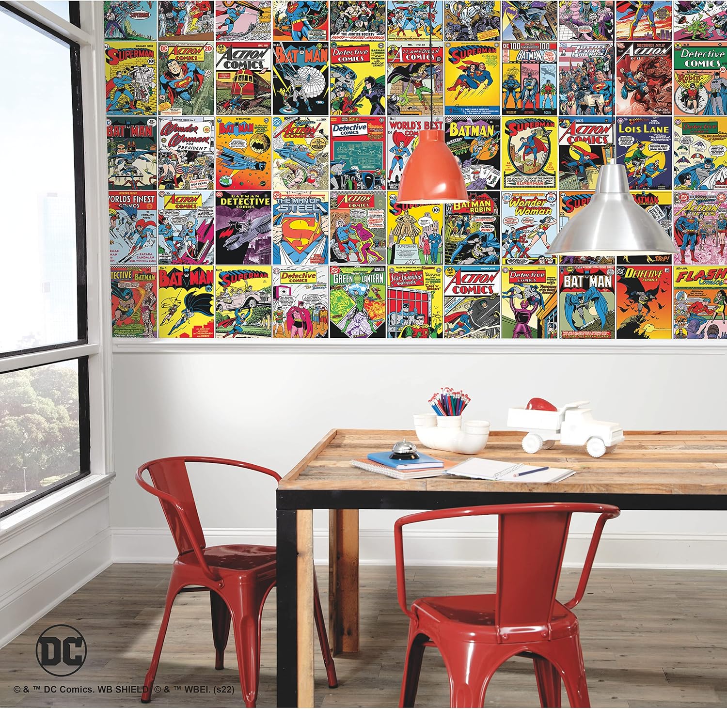 RoomMates RMK12271M Classic DC Comics Covers Peel and Stick Wallpaper ...
