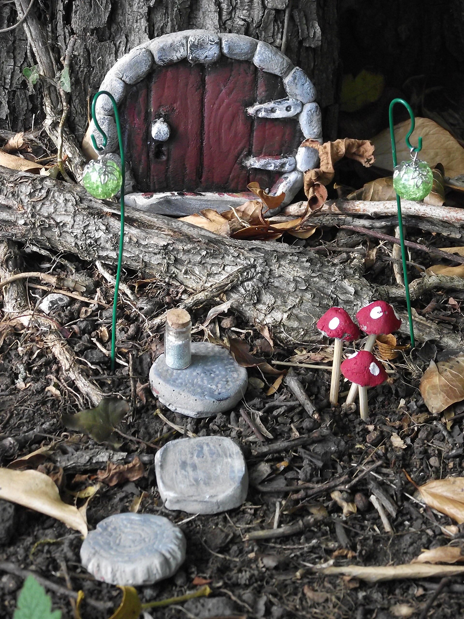 12 Piece Stone Hobbit Door Kit - Make your own hobbit style fairy garden