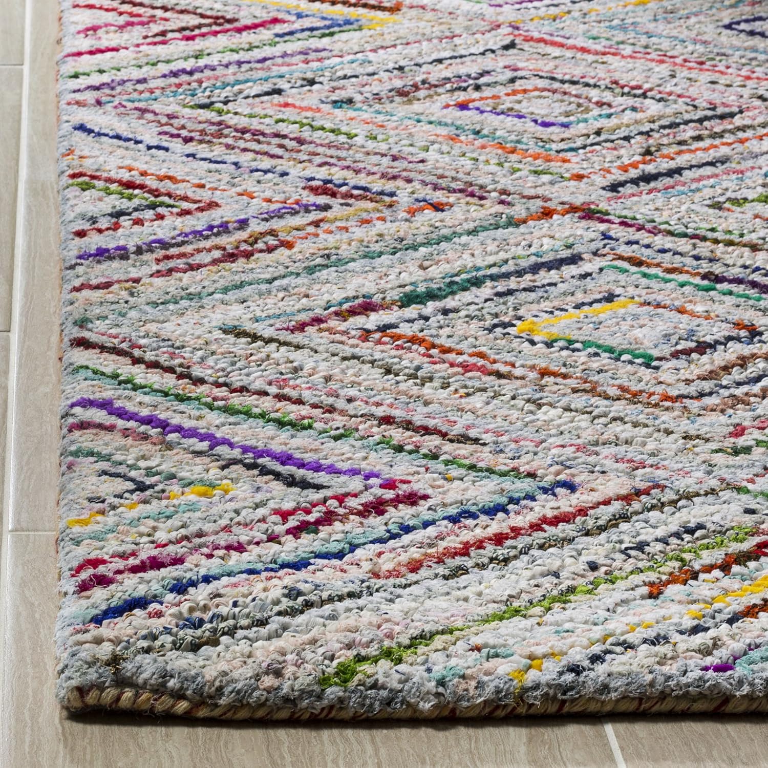 SAFAVIEH Nantucket Collection Runner Rug - 2'3" x 8', Multi, Handmade Boho Diamond Cotton, Ideal for High Traffic Areas in Living Room, Bedroom (NAN314A)
