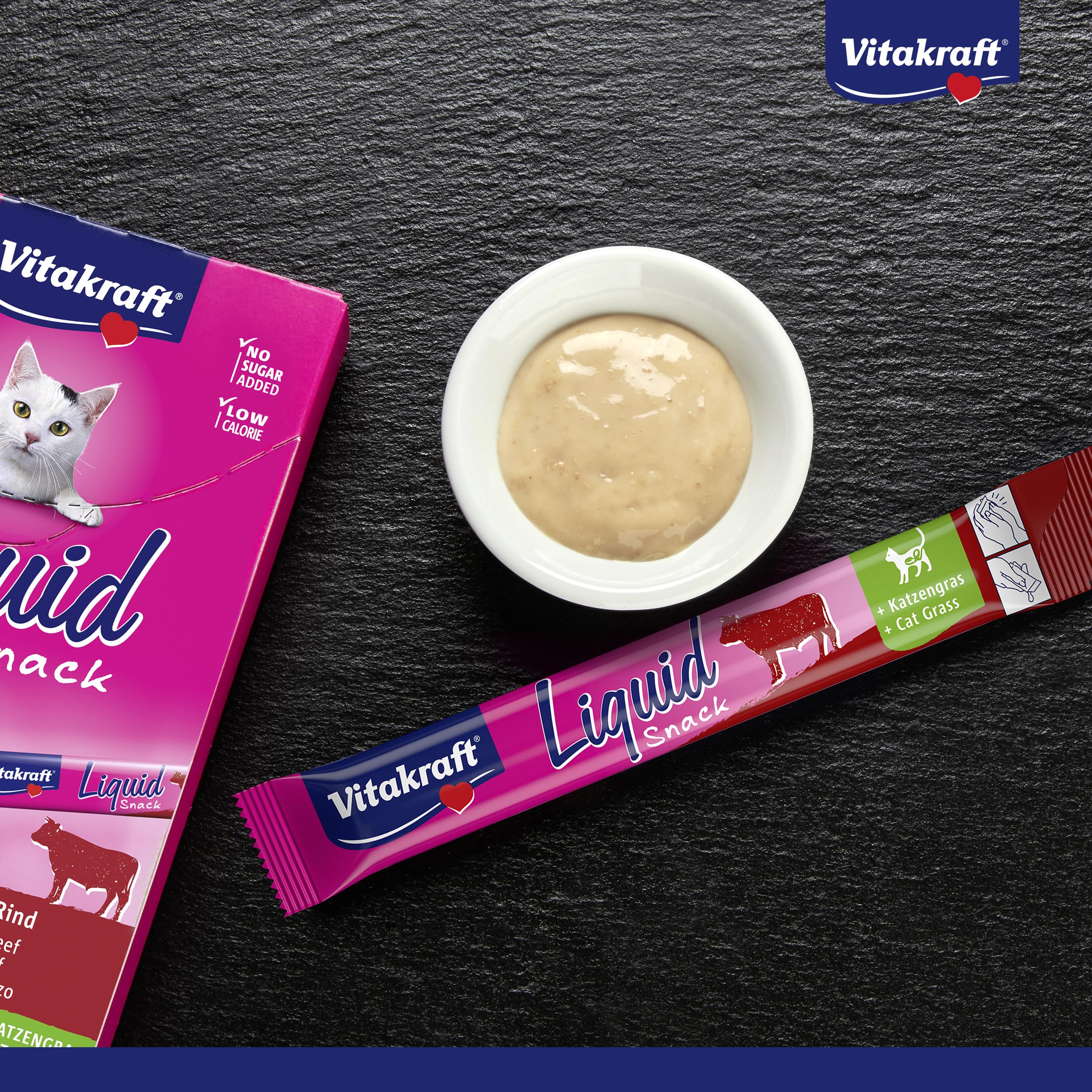Vitakraft Liquid Snack, golosina para Gatos, Snack cremoso para Gatos, con Carne de Vacuno y Hierba para Gatos, en bolsitas Individuales, para una Flora intestinal Sana (1 Paquete con 6X 15g)