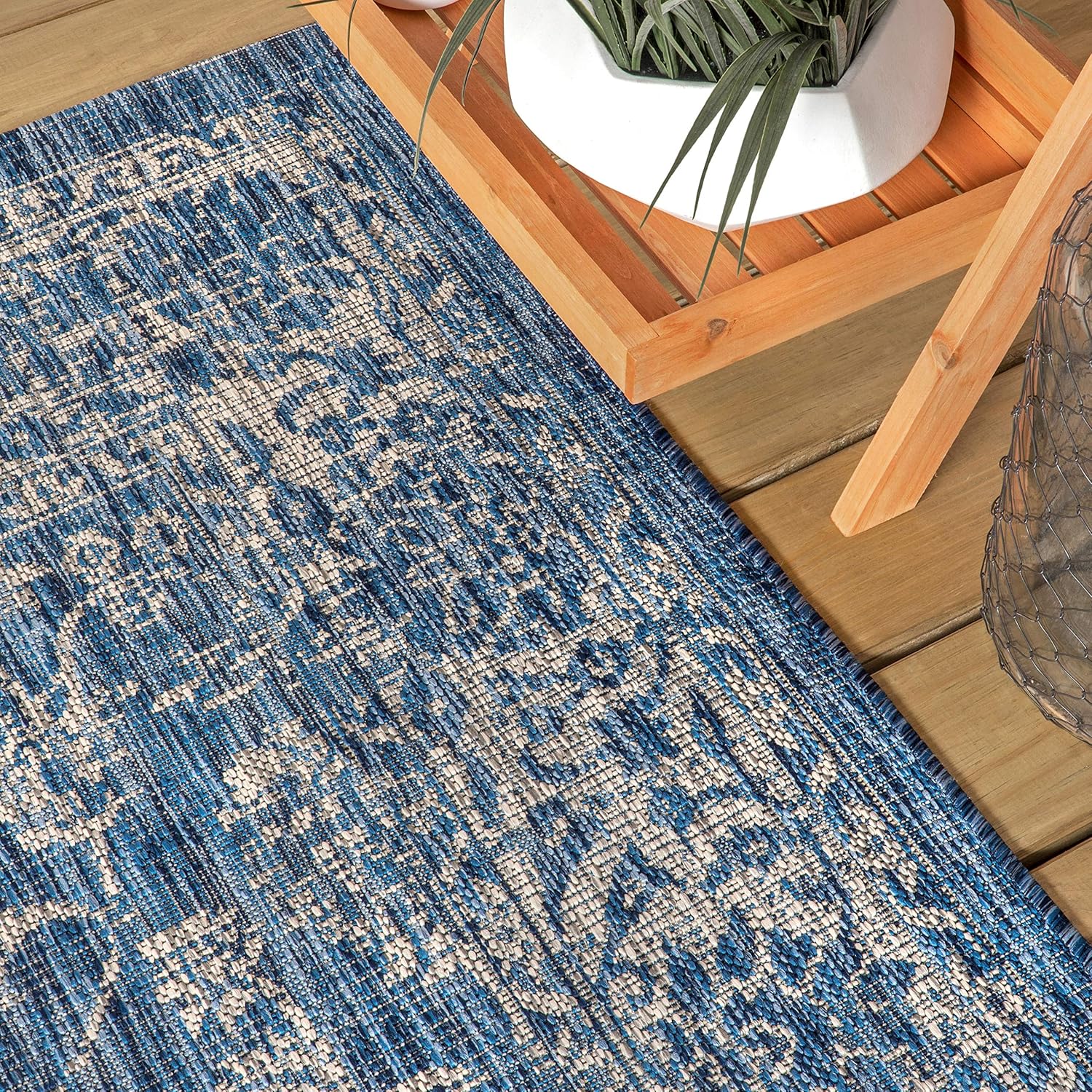 JONATHAN Y Weave Floral Indoor Outdoor Area Rug 5X8 Navy/Gray, Tela Bohemian Textured for Backyard, Patio, Porch, Easy-Cleaning, High Traffic, Pet-Friendly, Non-Shedding (SMB100B-5)