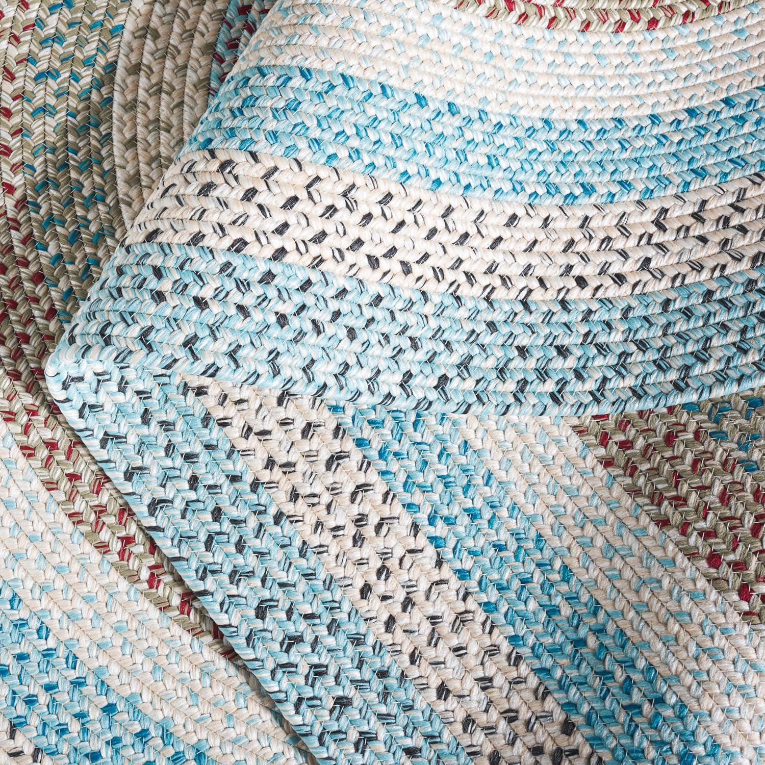 SAFAVIEH Washable Rug Outdoor Braided Collection - 6' x 9' Oval, Beige & Light Blue, Handmade & Reversible, Non-Shedding & Easy to Clean, Ideal for Patio, Backyard, Mudroom (BRD322B)
