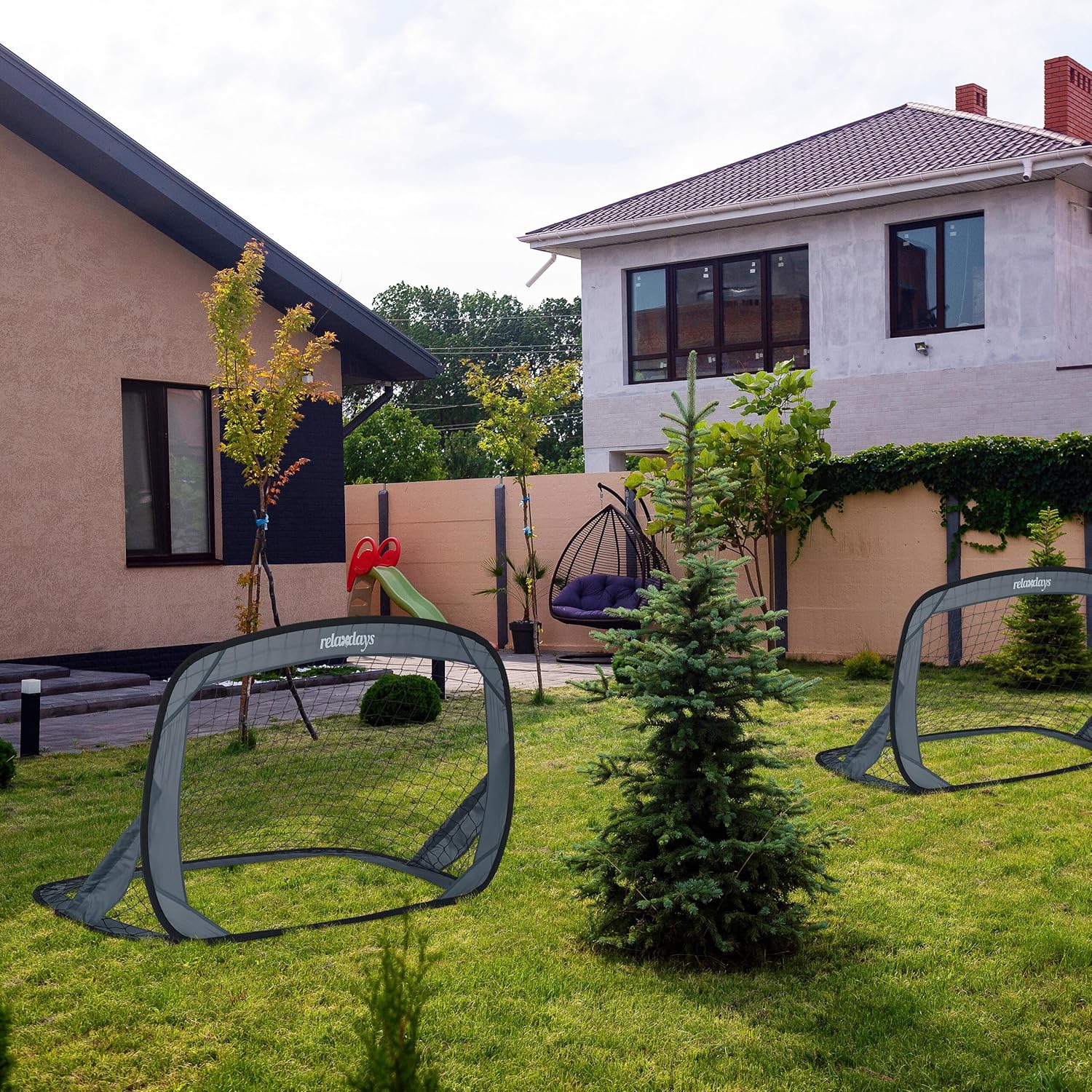 Relaxdays Pop Up Goals Set of 2 Foldable Football Goals for The Garden, Children's Goals with Bag, H x W x D: 78 x 121 x 80 cm, Grey