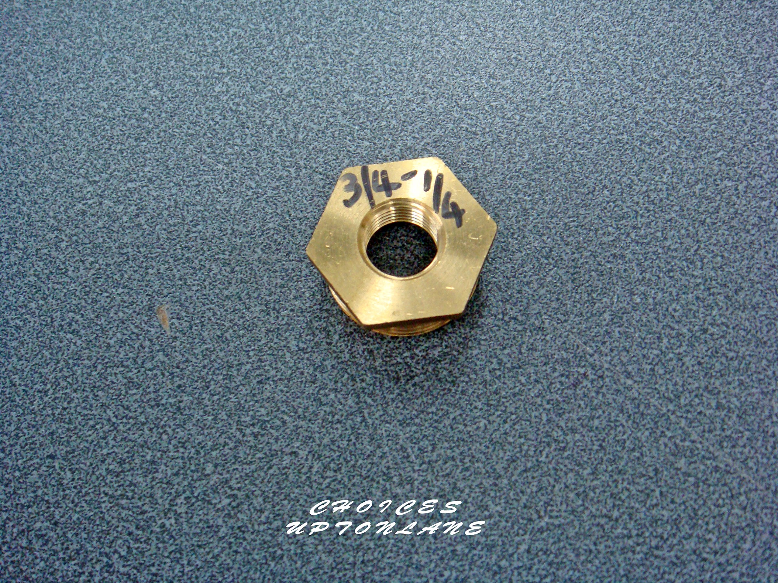 AK BRASS REDUCING HEXAGONAL BUSH MALE TO FEMALE BSP VARIOUS SIZES (3/4" X 1/4")