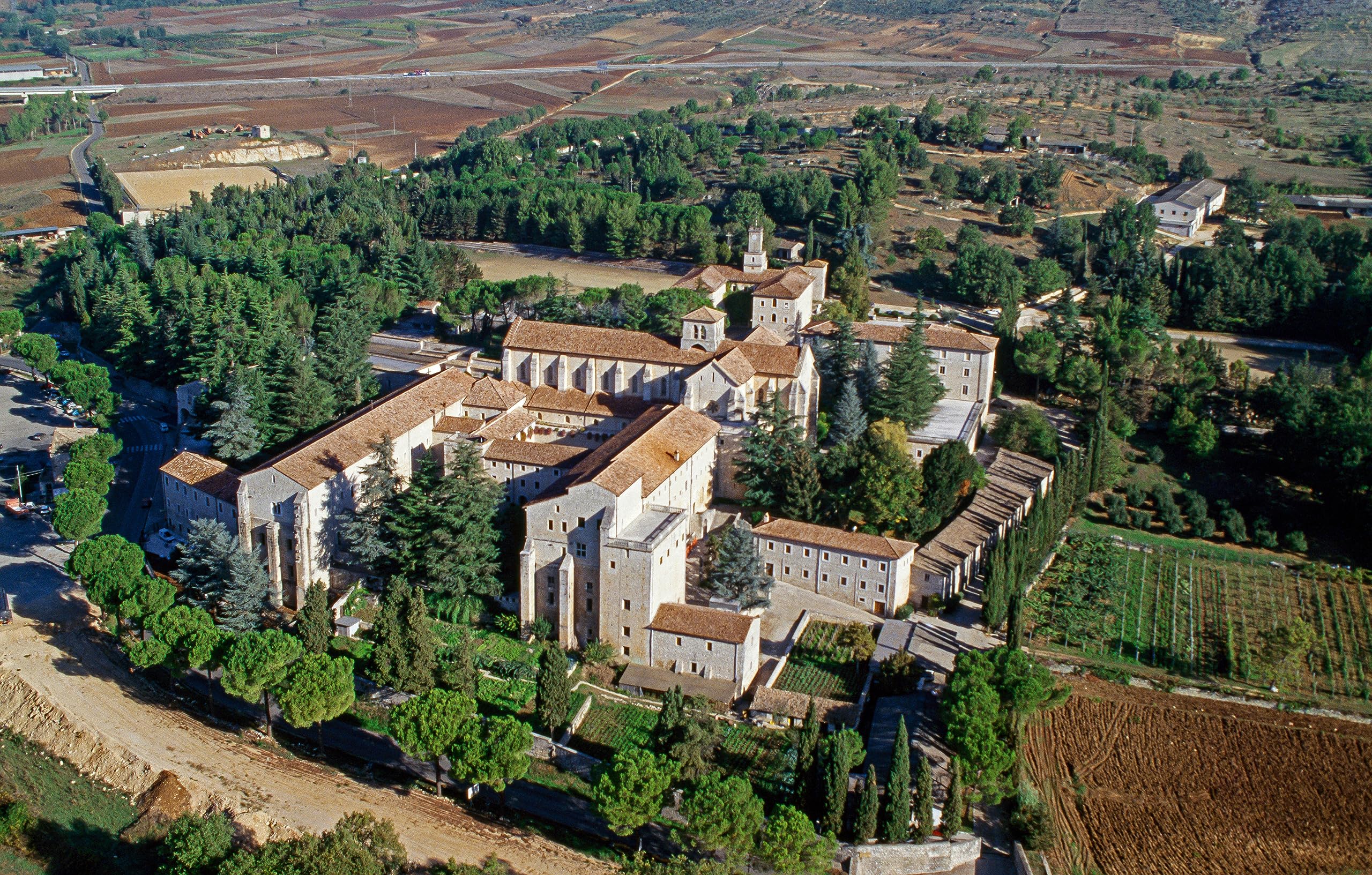 Monasteri e abbazie. Viaggio in Italia alla scoperta del sacro