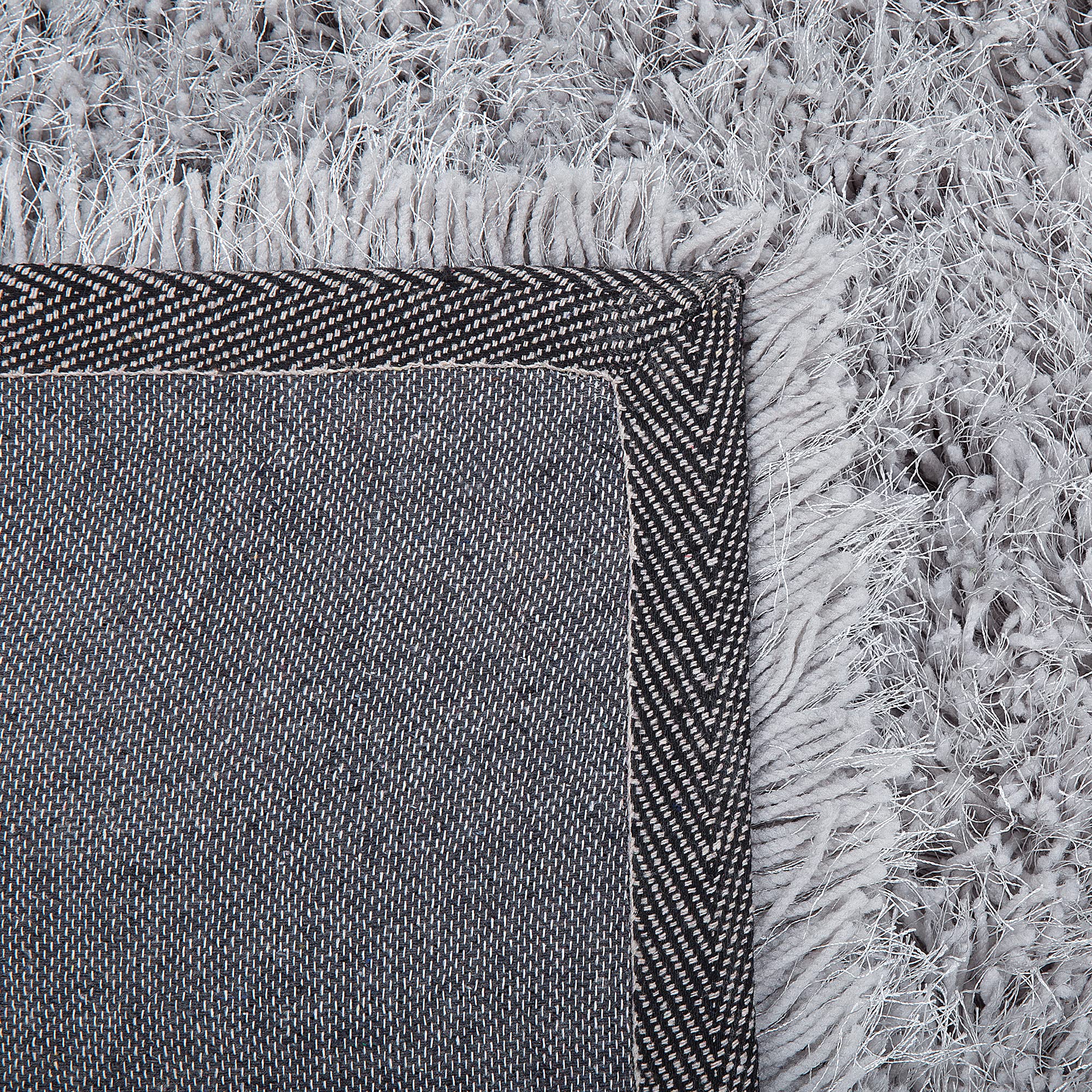 Tapis Shaggy Poil Long Gris Clair en Polyester et Coton pour Chambre ou Salon au Style Scandinave 80 x 150 cm Beliani