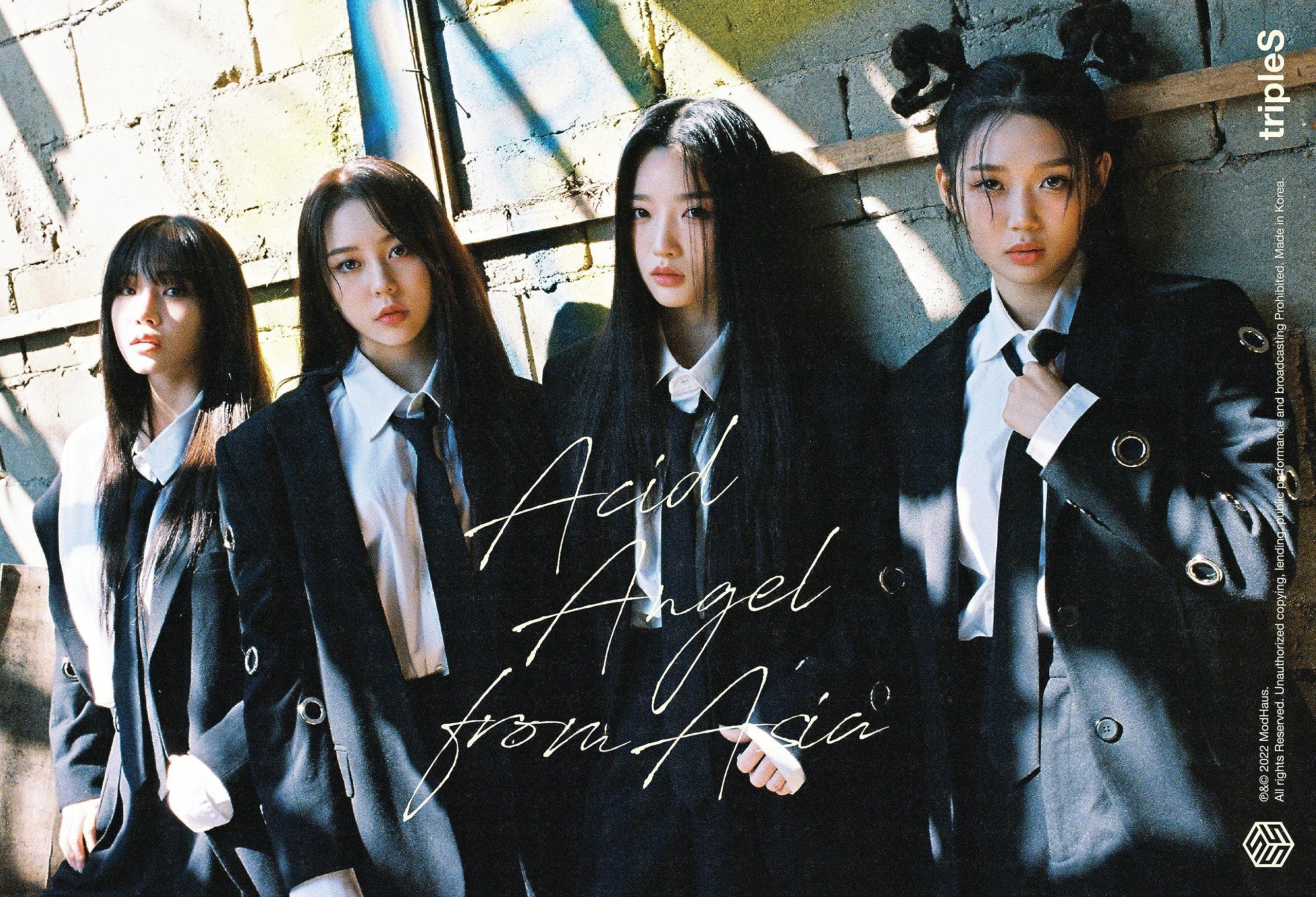 Amazon.co.jp: tripleS Acid Angel from Asia Access 1st Mini