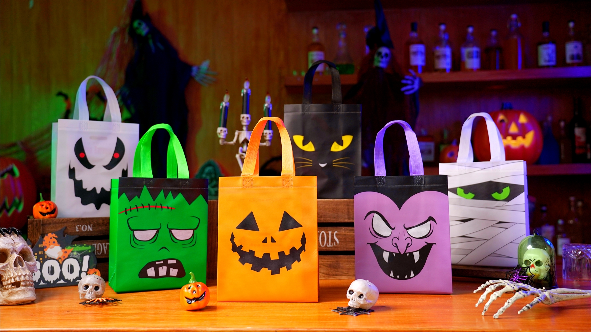 Amazon.com: Paterr 18 Pcs Halloween Candy Bags Reusable Non Woven