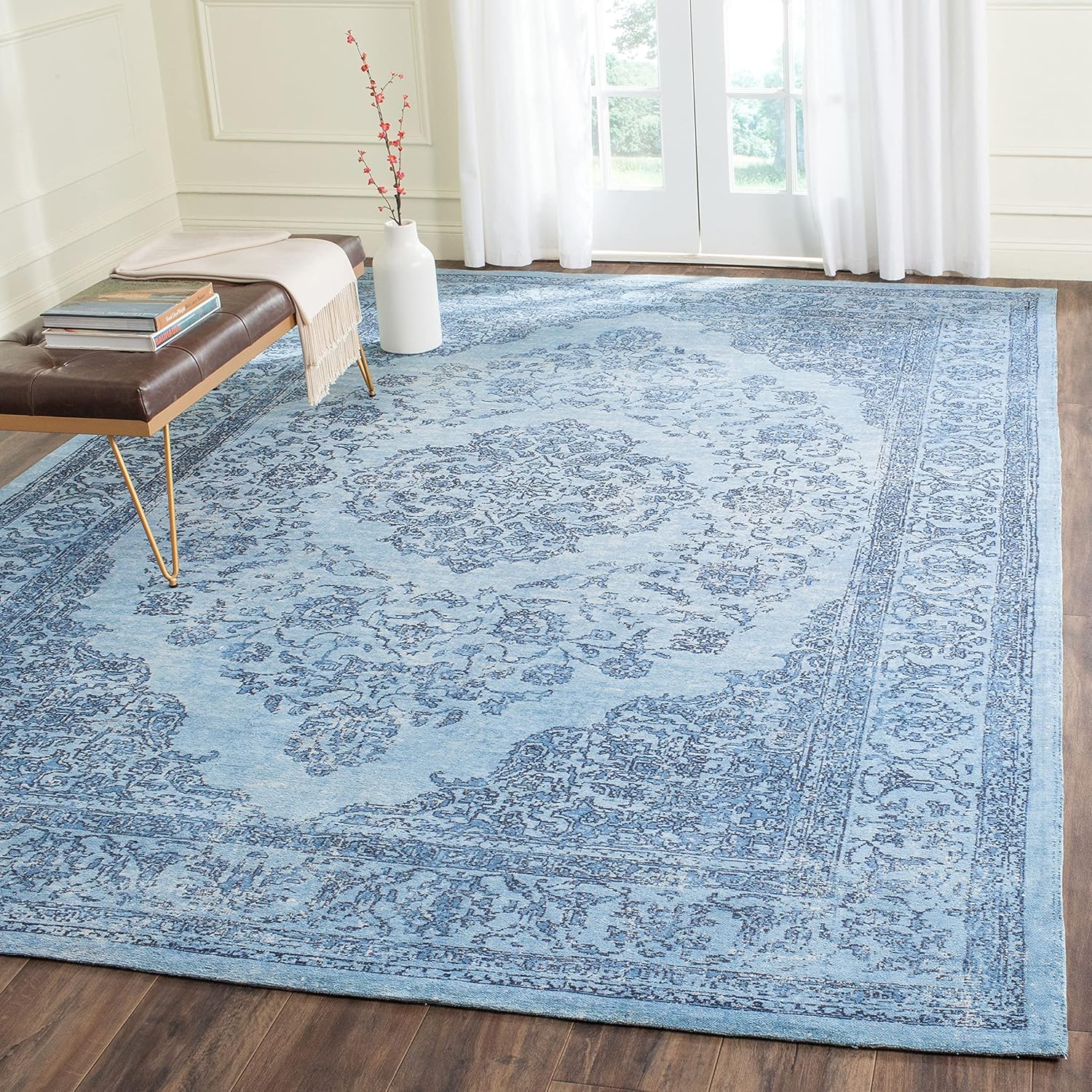 SAFAVIEH Classic Vintage Collection Area Rug - 5' x 8', Beige, Oriental Medallion Cotton Design, Easy Care, Ideal for High Traffic Areas in Living Room, Bedroom (CLV121A)