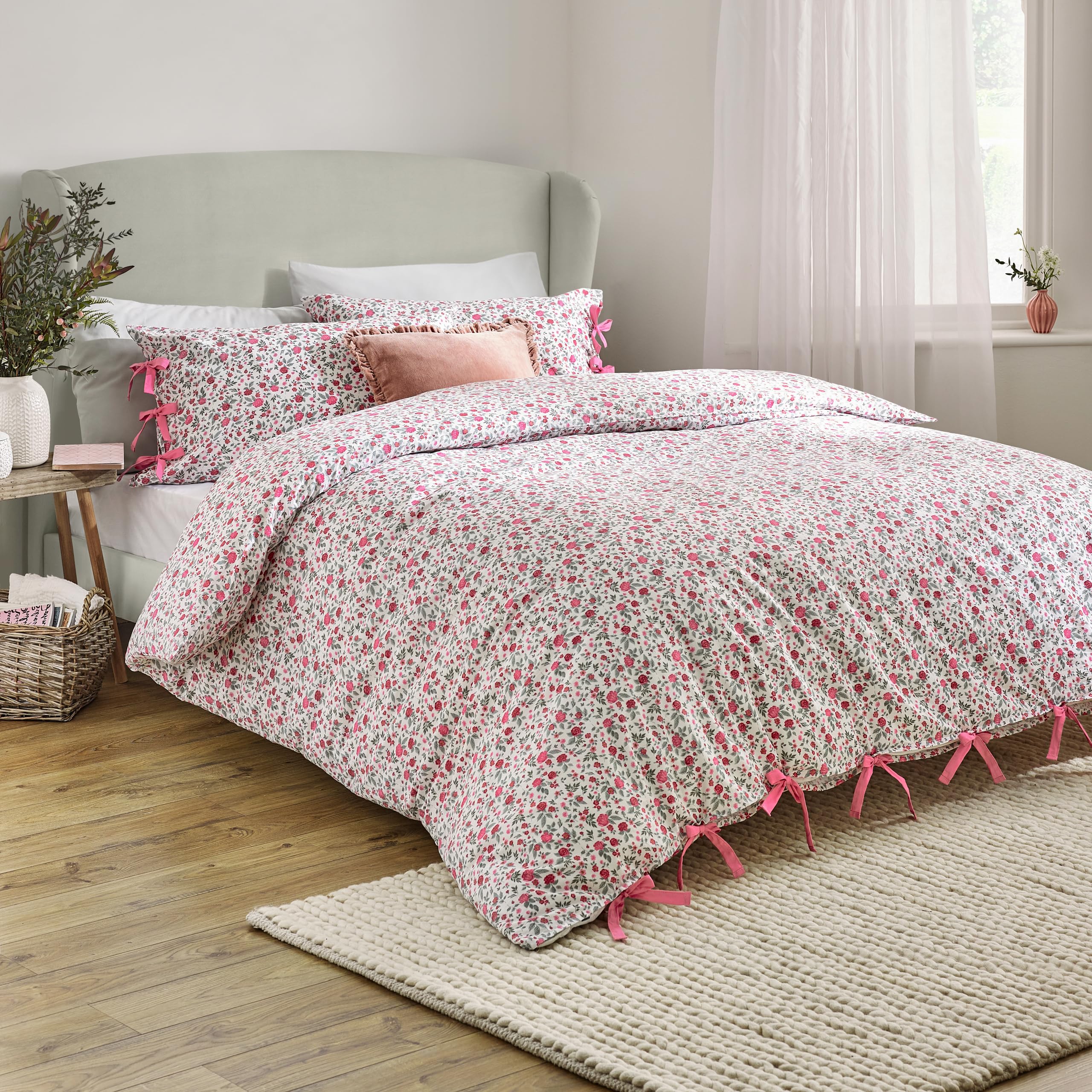 furn. Wylder Hannah Duvet Cover Set – 100% Tumbled Cotton Floral Bedding with Bow Closures (Pink - King)