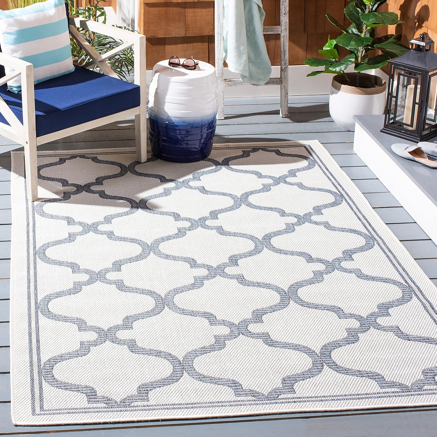 Martha Stewart x SAFAVIEH Outdoor Area Rug Collection - 5'5" x 7'7", Silver & Grey, Weather Resistant & Washable, Ideal for Patio, Backyard, Mudroom, Deck, Dining Space (MSRO336G)