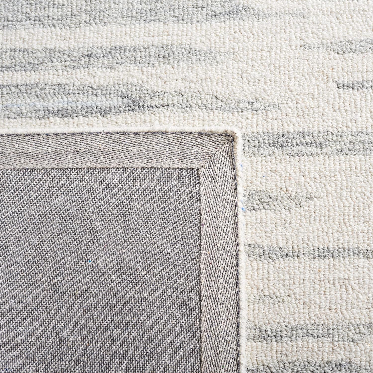 SAFAVIEH Area Rug 8x10 - Abstract Collection - Large - Ivory & Light Blue, Handmade Wool, Ideal for Living Room, Bedroom, Office, Dining Space (ABT926L)