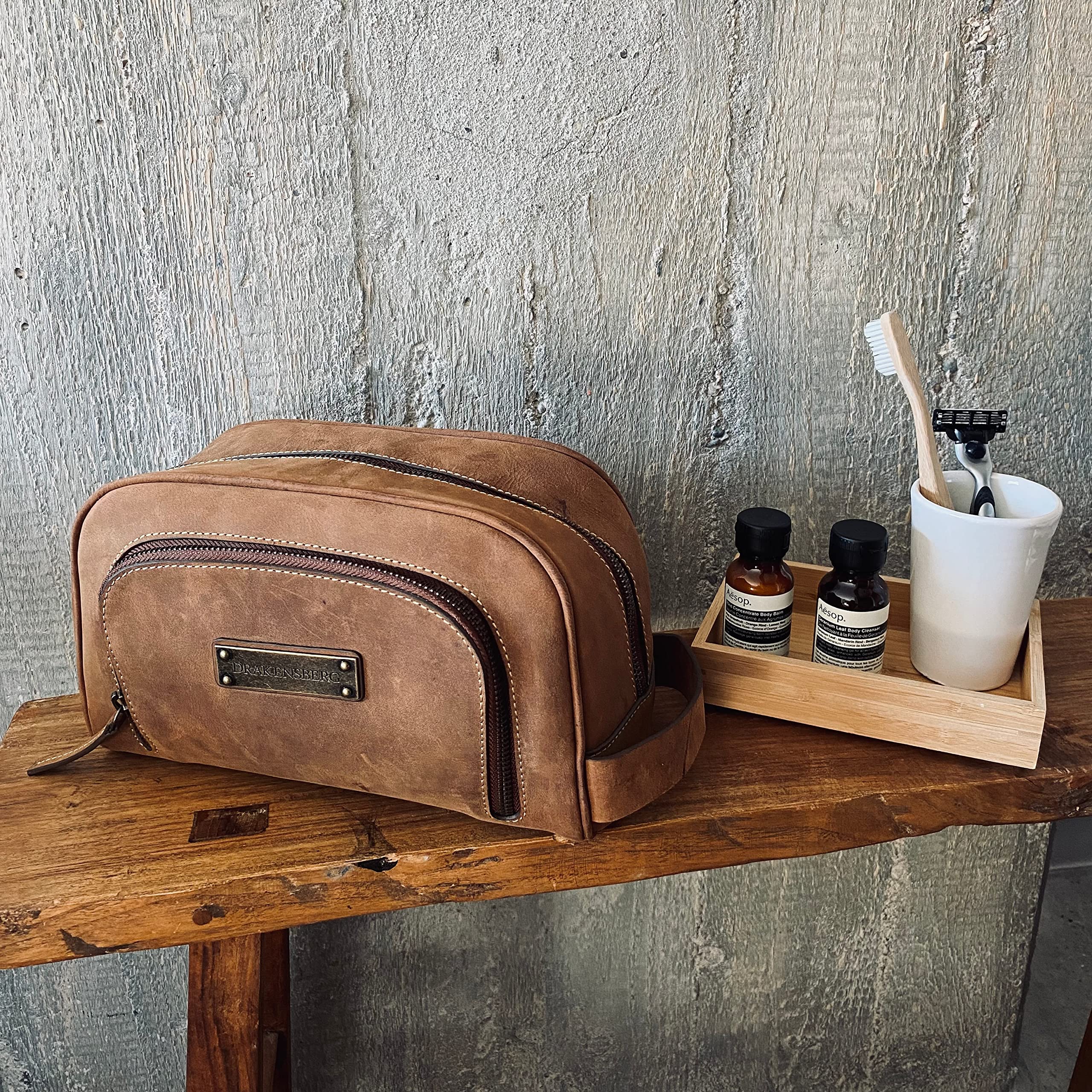 DRAKENSBERG Kulturbeutel Herren Leder 'Ben' - Klassische Reise-Kulturtasche mit vielen Fächern, Vintage, handgemacht, 5L - Havanna-Braun, DR00310