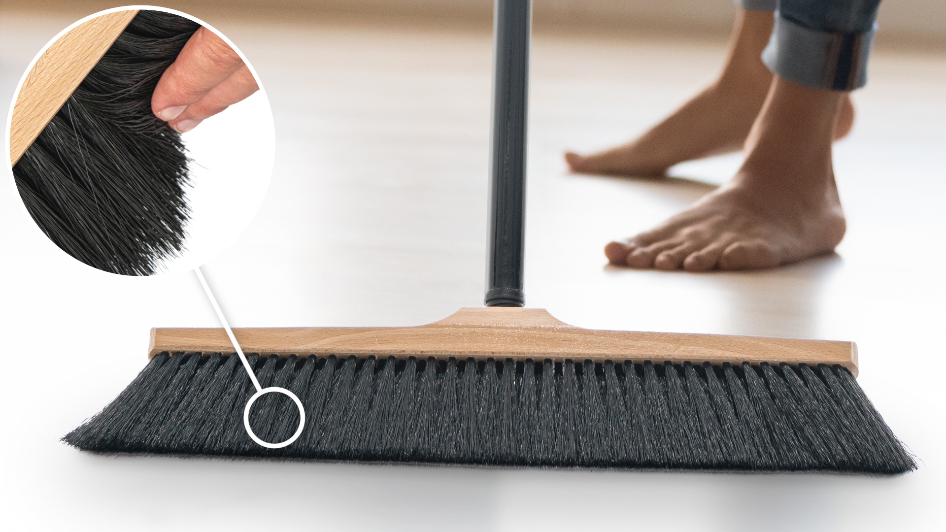 Scopa Per Interni Hausfelder | Setole Morbide | Larghezza 30cm | Manico In Metallo 146cm | Per Pavimenti Lisi - Foto 7