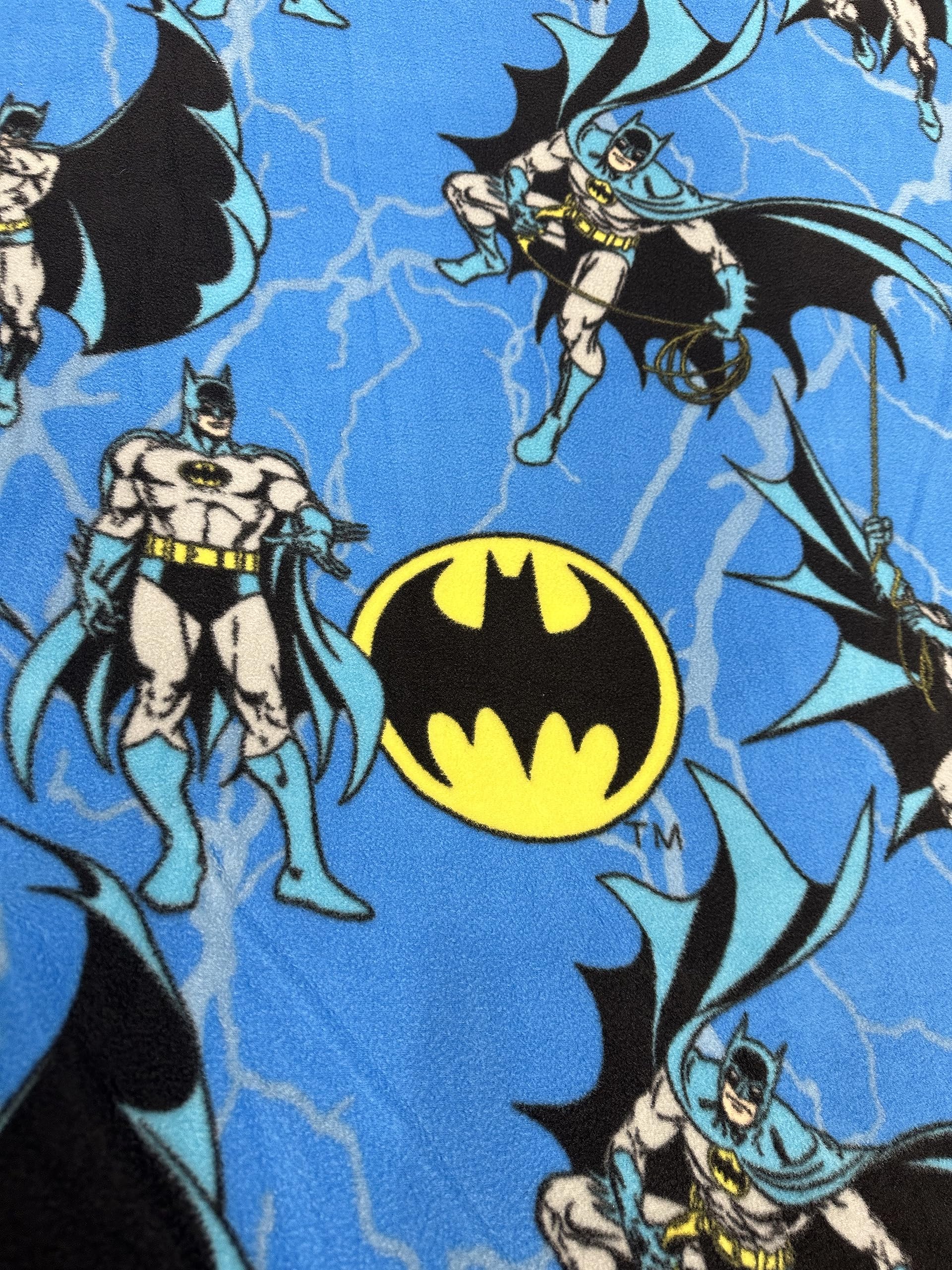 Amazon.com: Batman Logo Anti Pill Premium Fleece Fabric on Navy