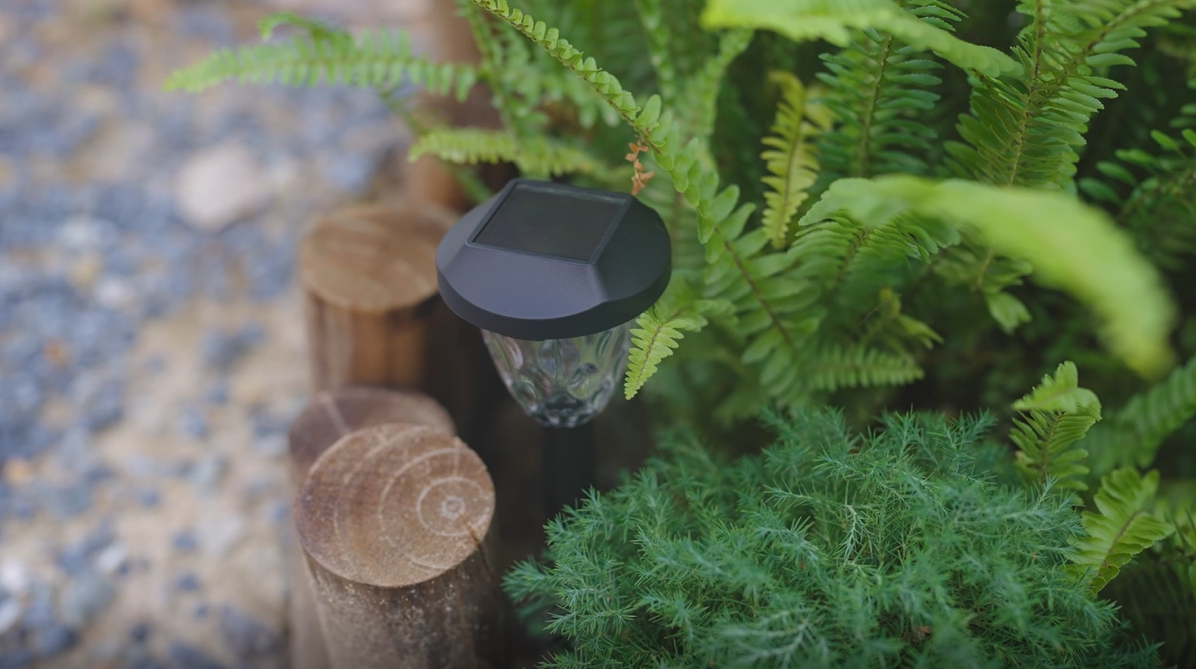 GIGALUMI Hangende zonnelampen op zonne-energie, 8 stuks hangende lampen GIGALUMI Hangende zonnelampen op zonne-energie, 8 stuks hangende lampen