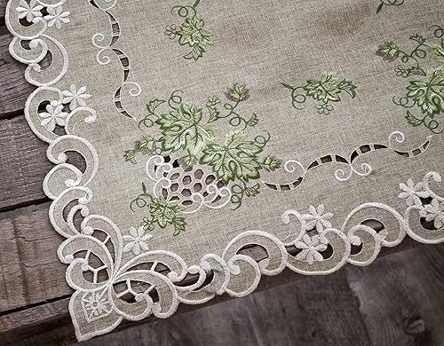 Miniatura 3 de Linens, Art and Things Hoja verde bordada en tela verde antiguo, centro de mesa, sobremesa, bufanda de tocador (cuadrado de 23 pulgadas)