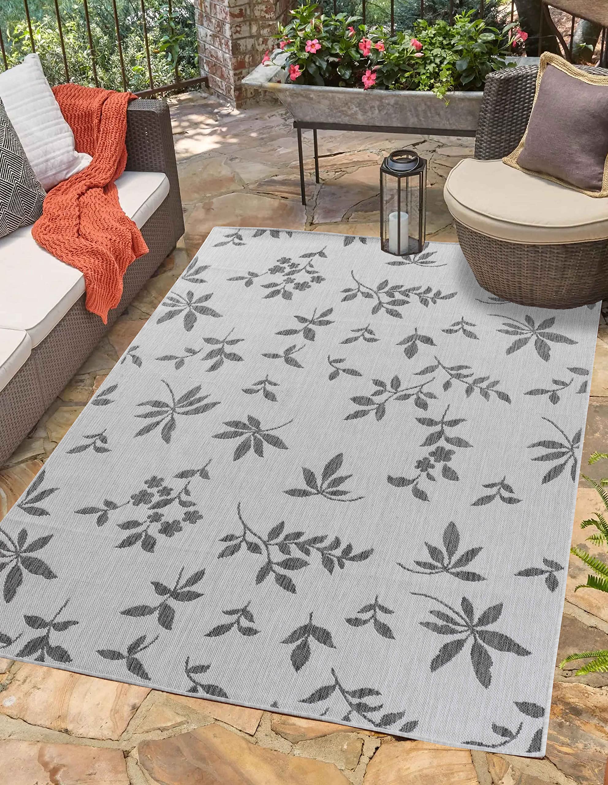 Modern Floral Design Outdoor-Indoor Rugs Dark Grey 160X230 Cm from B&Q