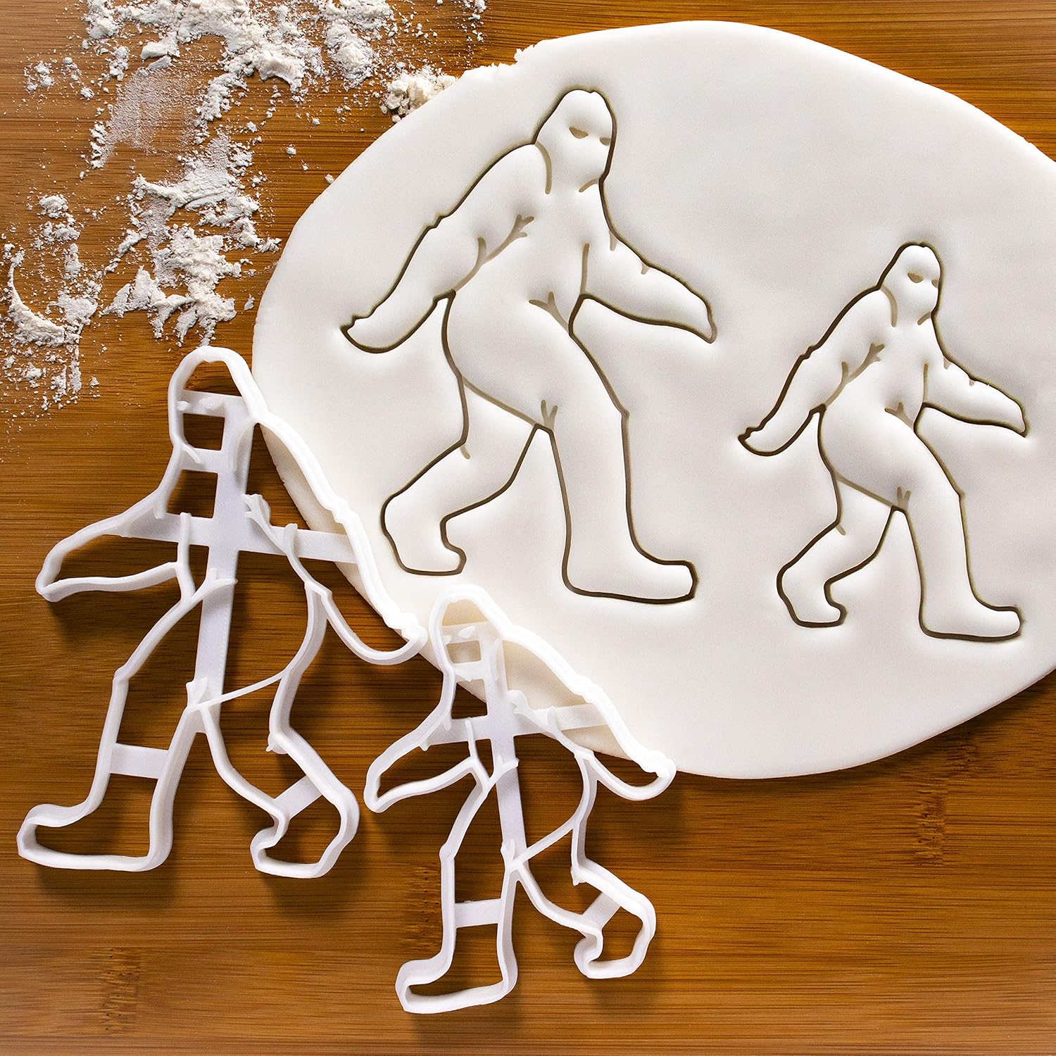Set of 2 Big Foot cookie cutters, 2 pieces - Bakerlogy