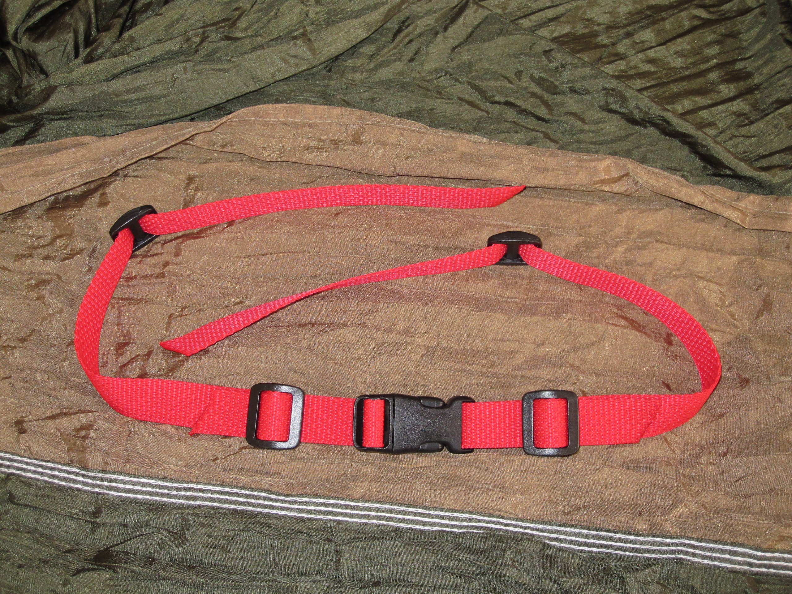 BuckleGear Sternum Strap (Red)