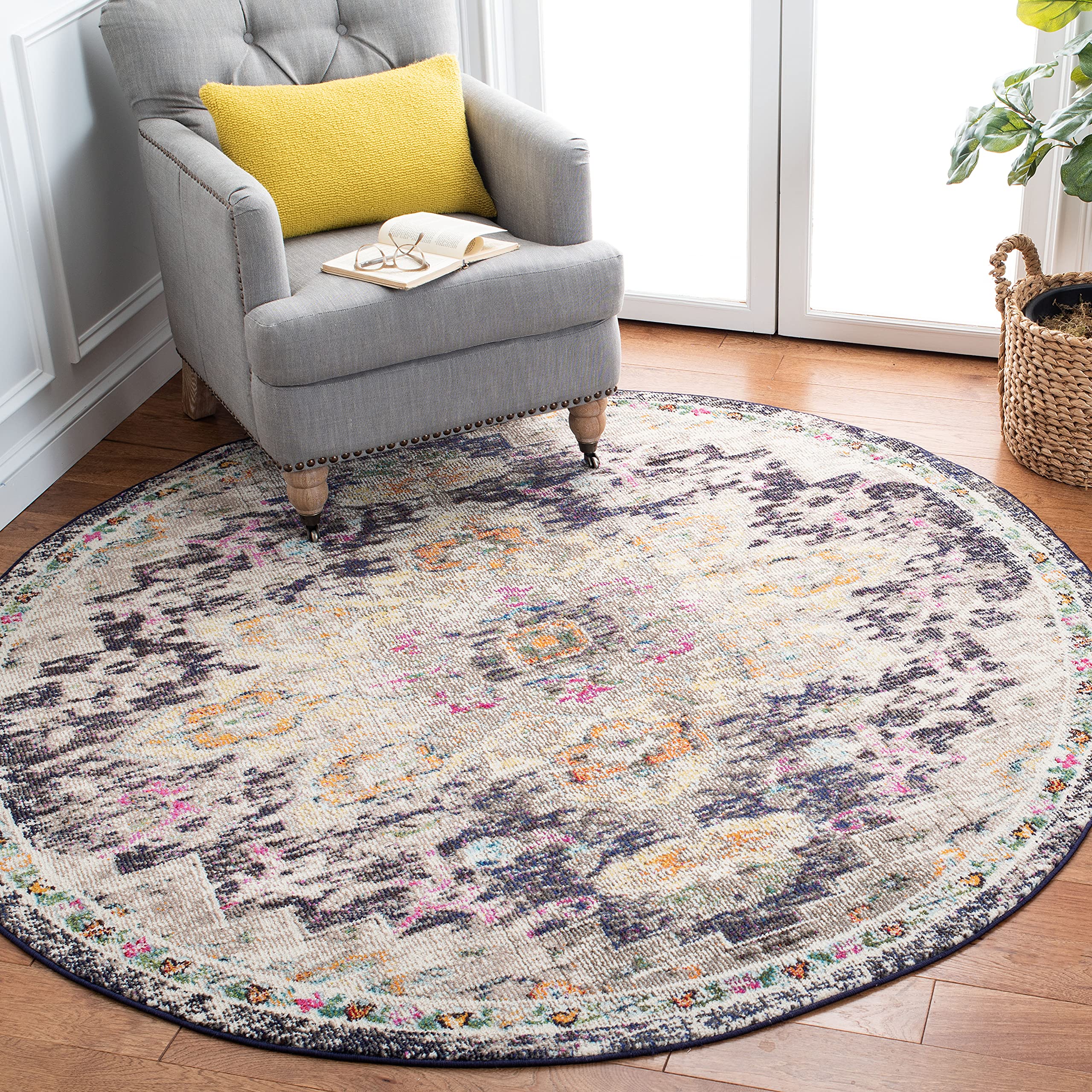 SAFAVIEH Madison Collection Area Rug - 3' Round, Black & Gold, Boho Chic Distressed Medallion Design, Non-Shedding & Easy to Clean, Ideal for Living