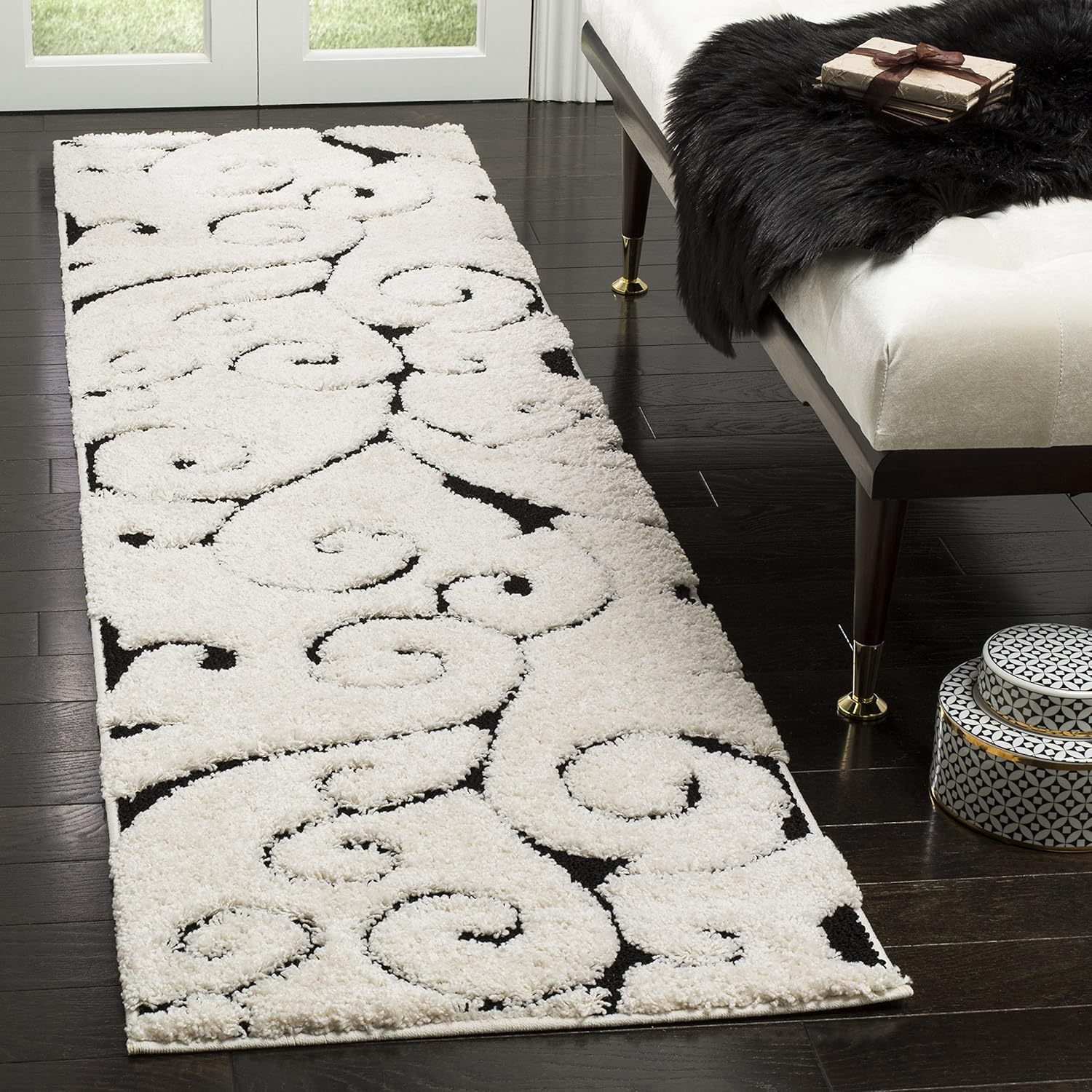 SAFAVIEH Florida Shag Collection Runner Rug – 2’3″ x 15′, Ivory & Black, Scroll Design, Non-Shedding & Easy Care, 1.2-inch Thick Ideal for High Traffic Areas in Living Room, Bedroom (SG455-1290) SAFAVIEH Florida Shag Collection Runner Rug – 2’3″ x 15′, Ivory & Black, Scroll Design, Non-Shedding & Easy Care, 1.2-inch Thick Ideal for High Traffic Areas in Living Room, Bedroom (SG455-1290)