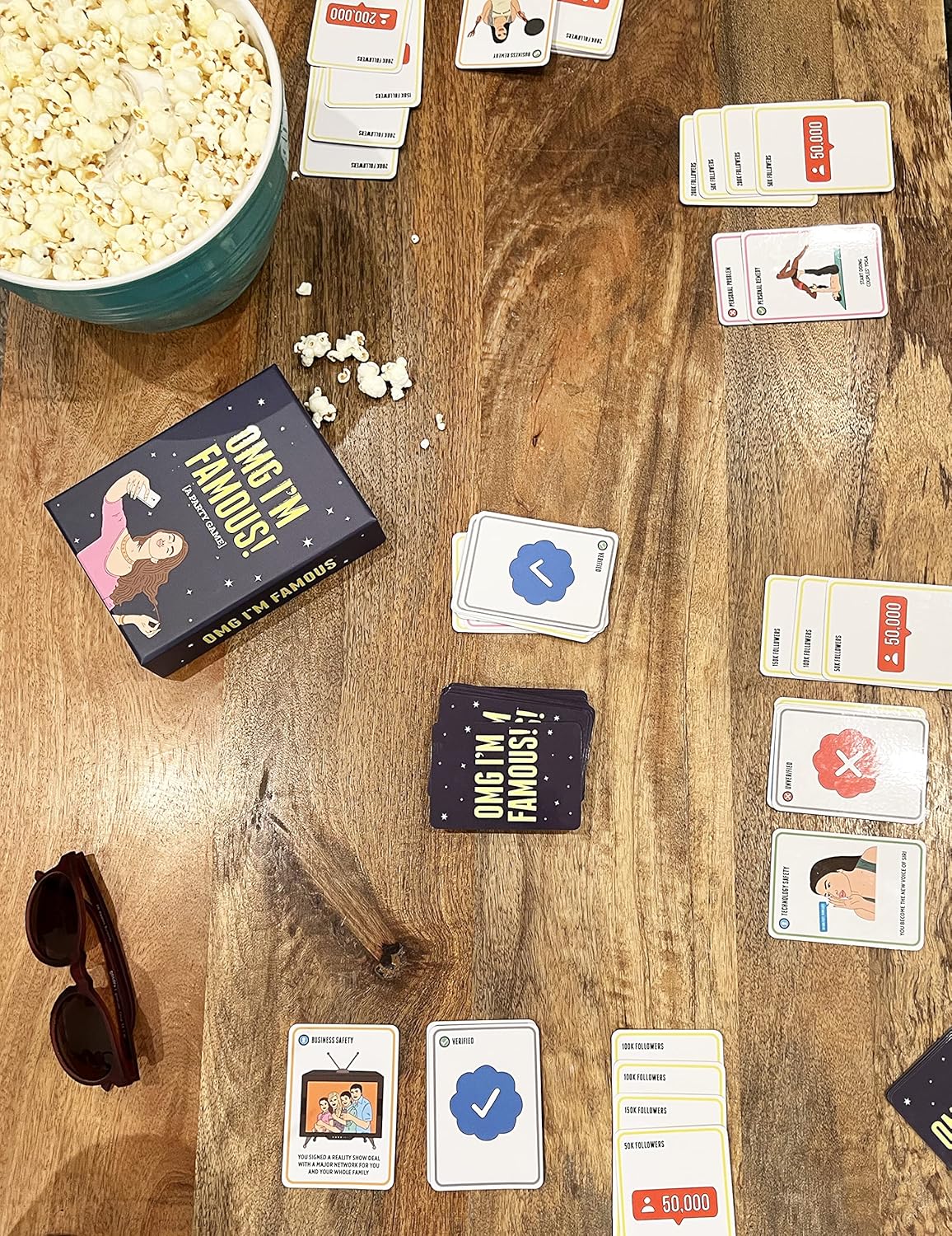 DSS Games OMG I'm Famous [A Party Game] A Strategic Card Game to Sabotage Your Friends While You Race to 1 Million Followers