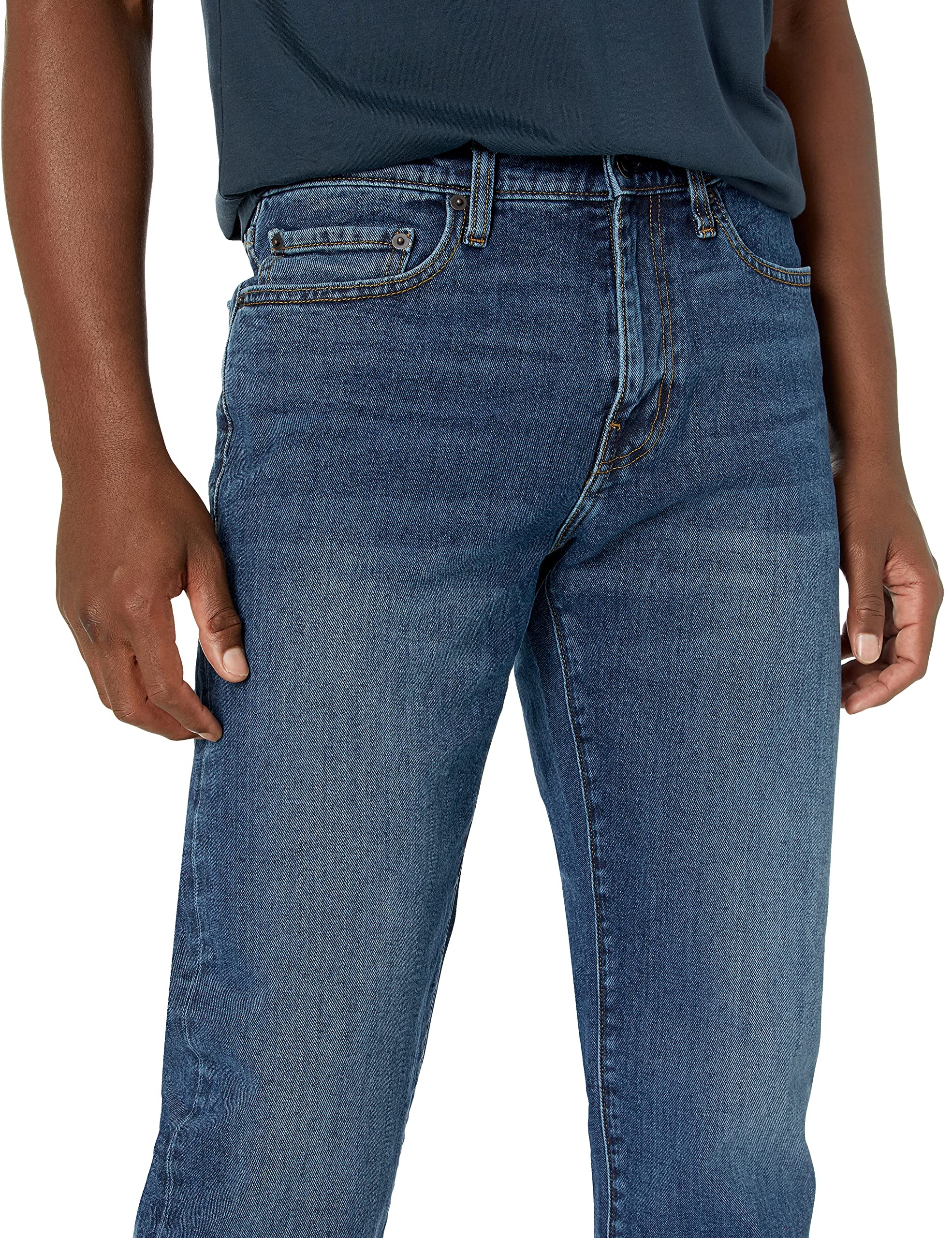 Amazon Essentials Jeans Elasticizzati con Taglio Dritto - colori fuori produzione Uomo