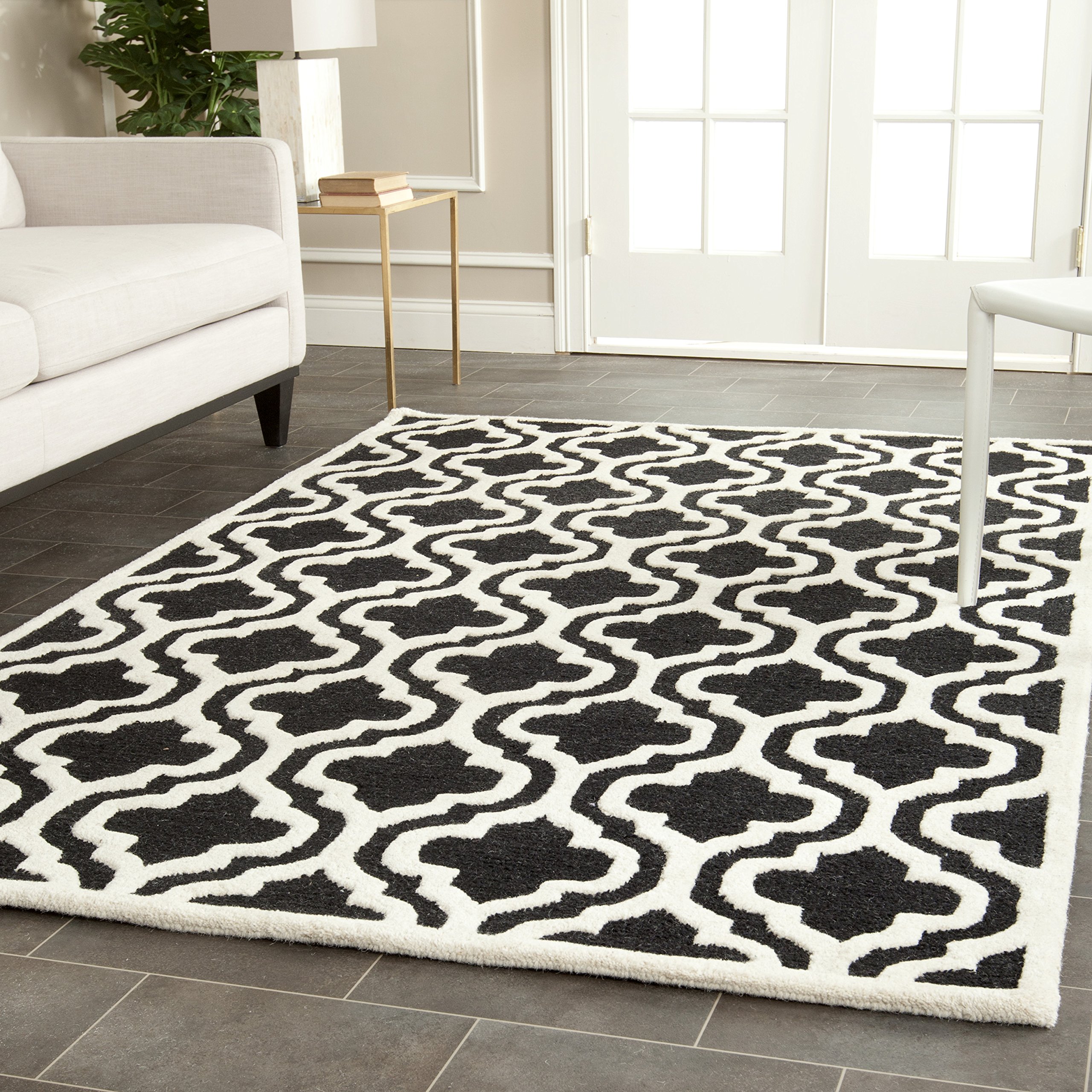 SAFAVIEH Cambridge Collection 8' x 10' Black/Ivory CAM132E Handmade Moroccan Premium Wool Area Rug