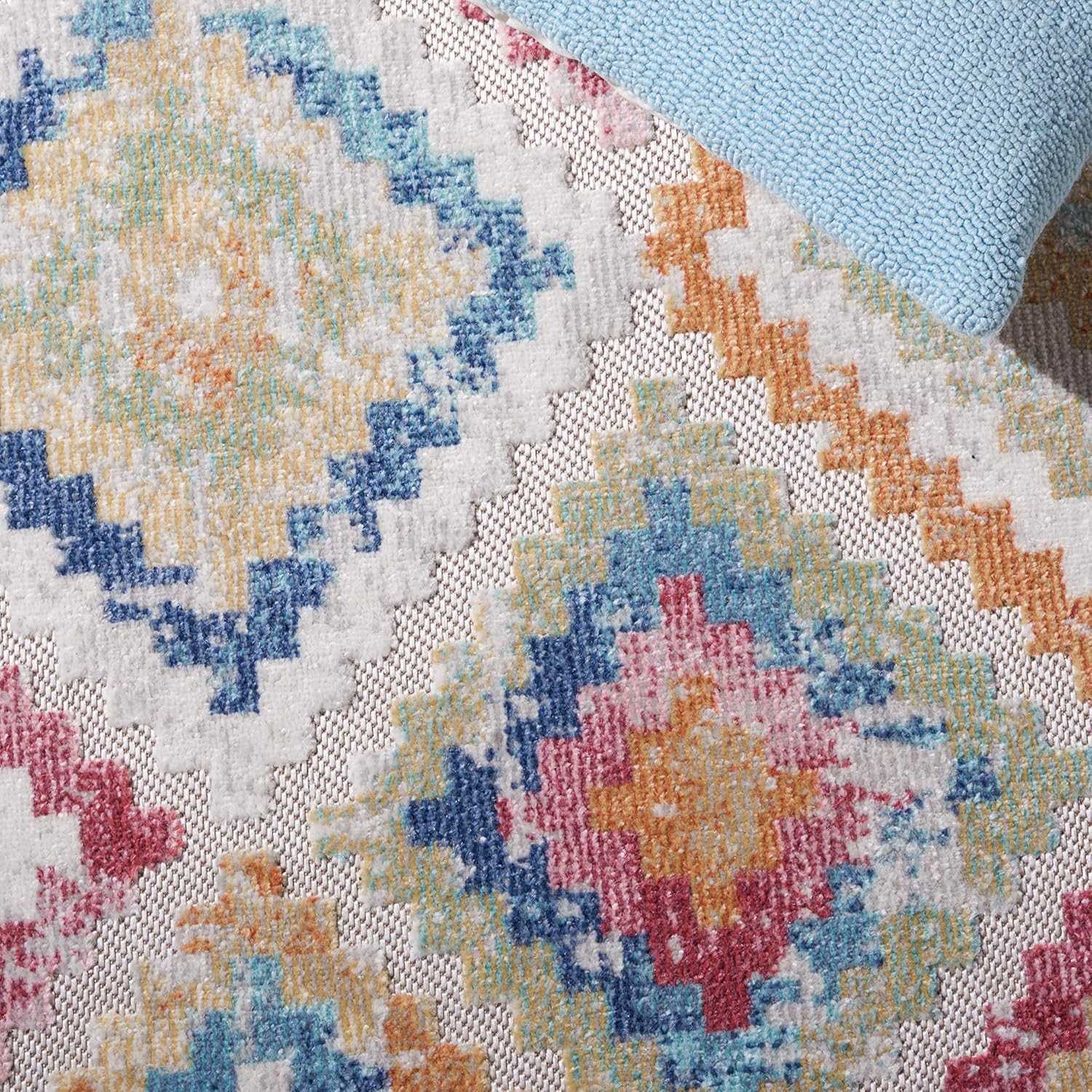 SAFAVIEH Cabana Collection Runner Rug - 2'2" x 9', Red Blue Multi, Boho Design, Non-Shedding & Easy Care, Indoor/Outdoor & Washable-Ideal for Patio, Backyard, Mudroom (CBN571P)