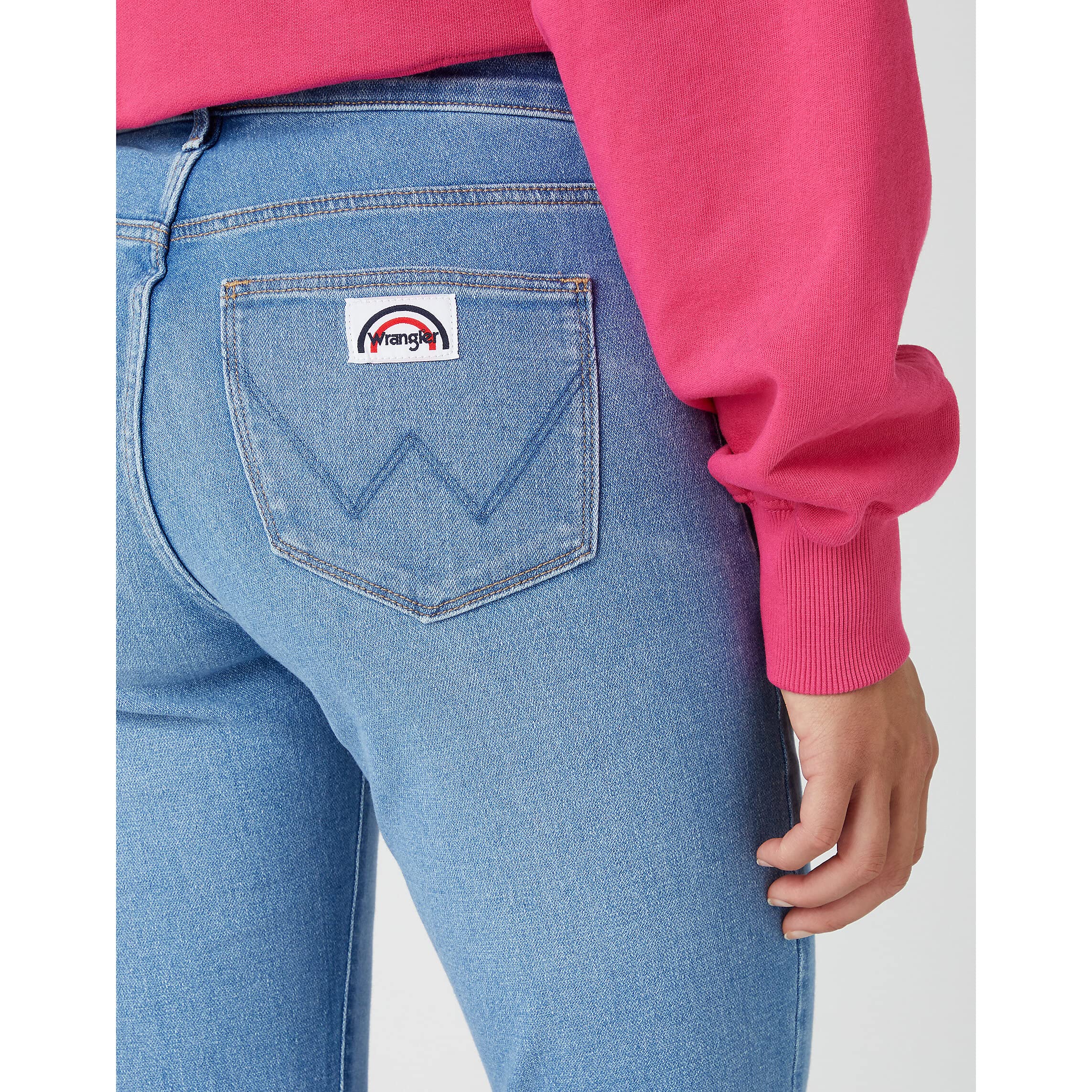 Wrangler - Jeans Mujer - Corte Acampanado - Raven