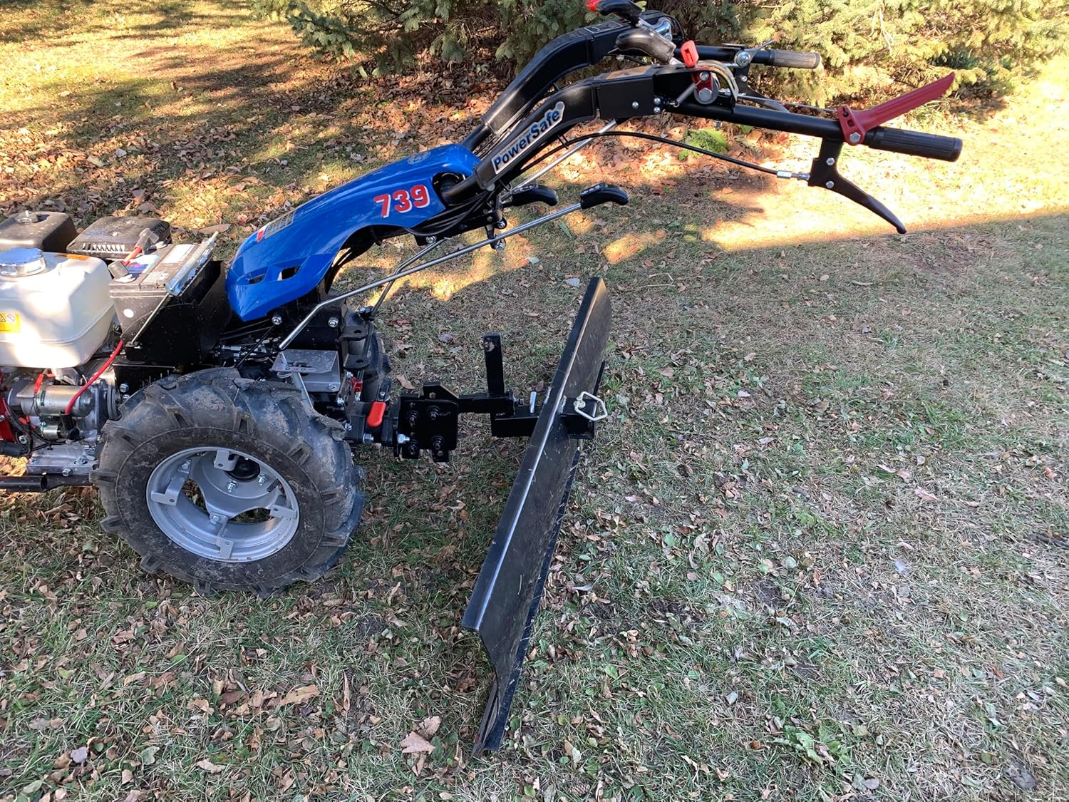 IMPACT IMPLEMENTS® Quick-Release Coupler for 2-Inch Ball Hitch for up to 3500lbs.