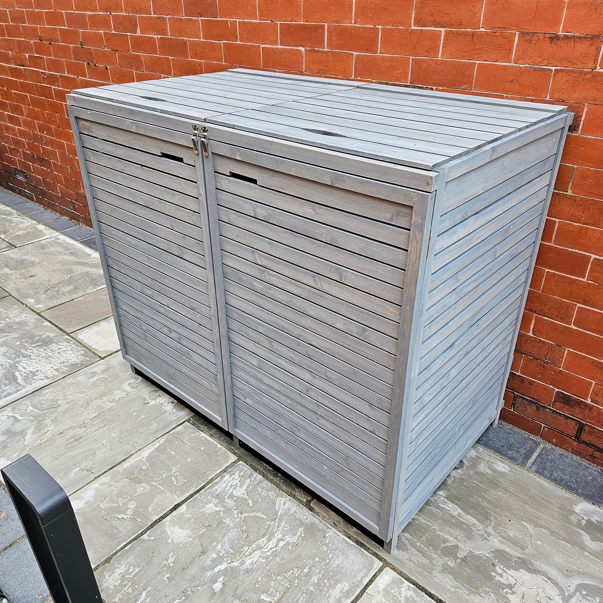 Samuel ALEXANDER 1.35m x 1.14m Large Grey Wooden Outdoor Garden Double Wheelie Bin Store Storage for 2 Bins