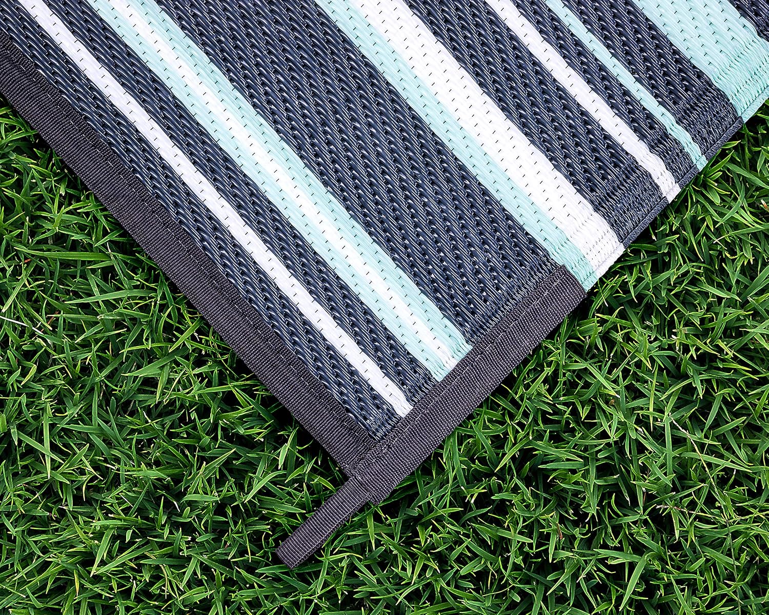 Camco Large Reversible Outdoor Patio Mat, Easy to Clean, Perfect for Picnics, Cookouts, Camping, and The Beach (9' x 12', Green and White Striped Design) (42864)