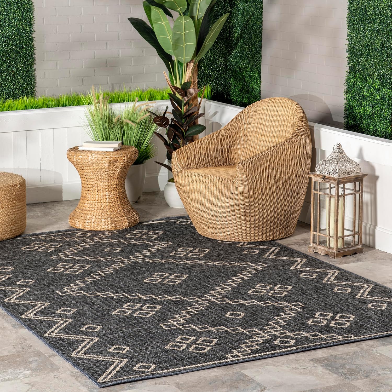 nuLOOM Julieta Diamonded Helix Indoor/Outdoor Area Rug, 5x8, Grey