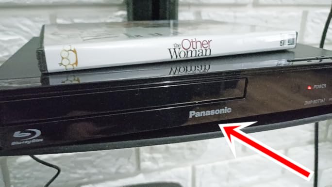 Amazon.com: Panasonic DMP-BD90P-K Blu-ray DVD Player with