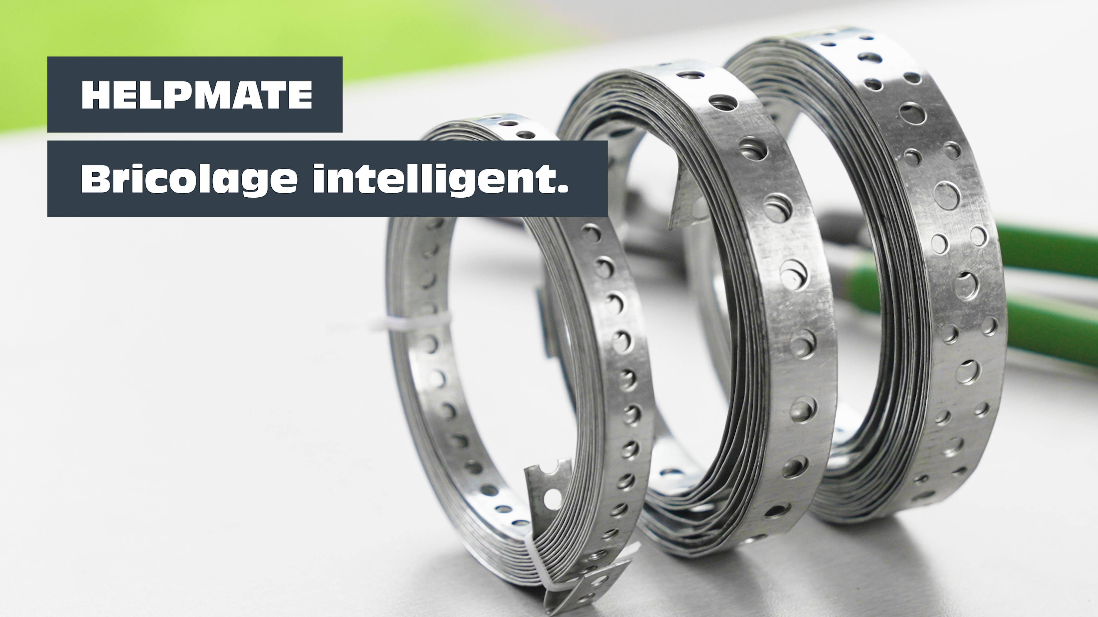 Bande Perforées 12 Mm Galvanisé 10 Mètres Role Sur Une Boite En Plastique 12x0 75 10m Dq 92651898