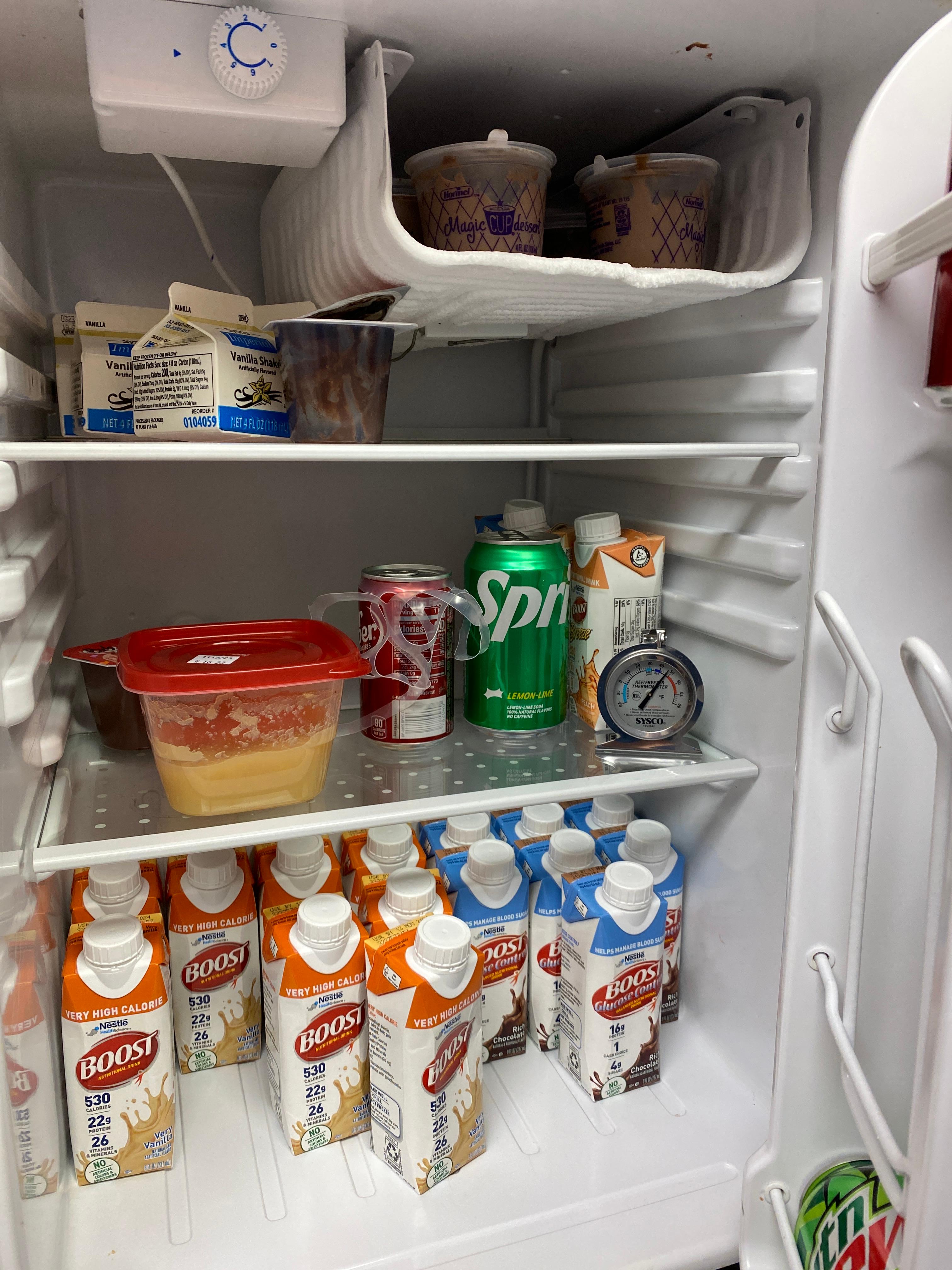 Look inside the magic chef fridge