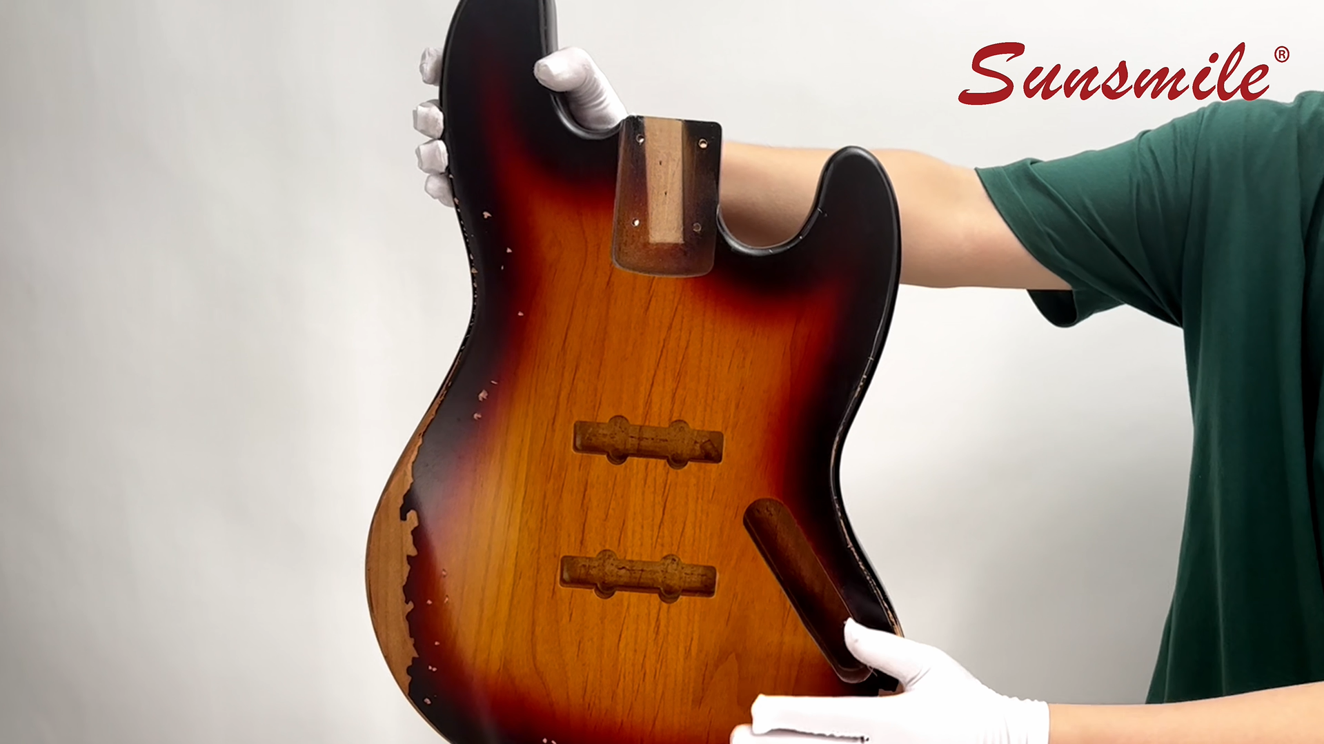 Amazon.com: Sunsmile Relic Bass Guitar Body Nitro Top Alder Wood