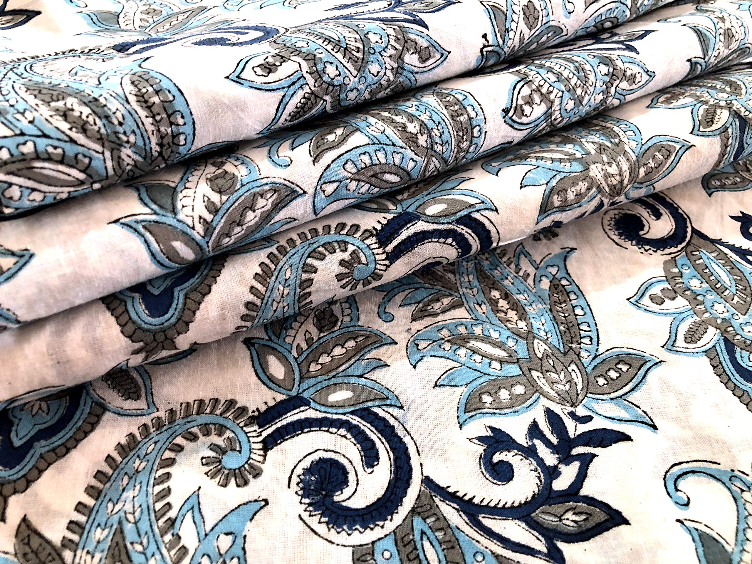 Tissu Indien Varanasi En Voile De Coton – Motif Floral Fond Vert