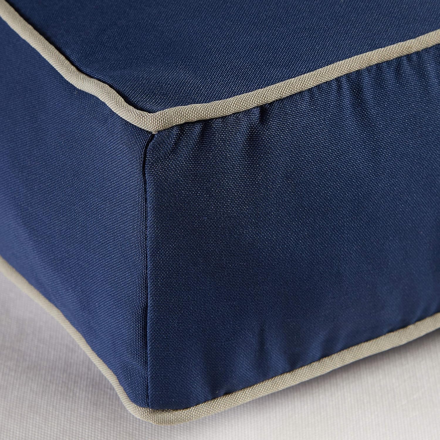 review Charlie Rectangle Indoor/Outdoor Pillow Style Dog Bed, Navy, Large (36