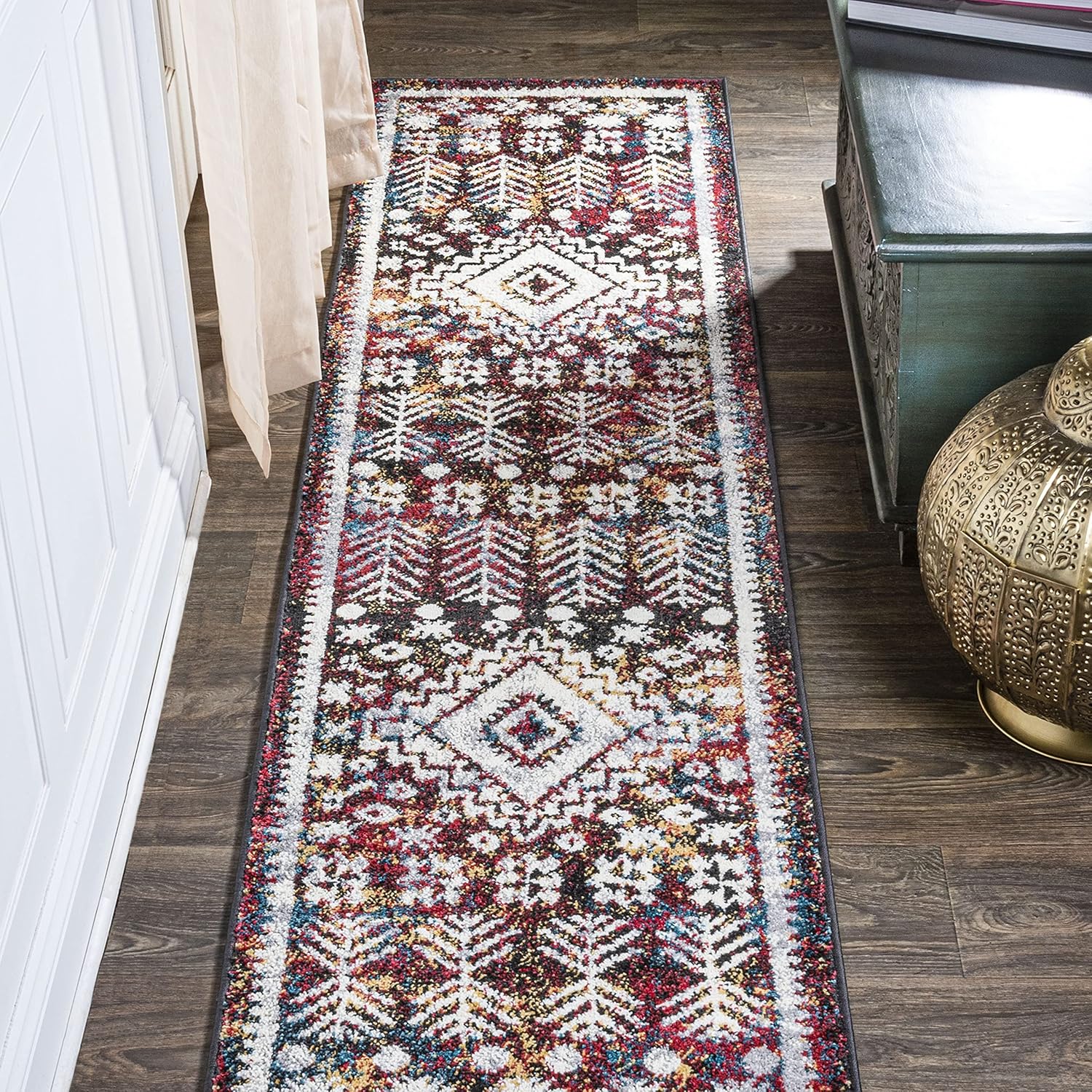 JONATHAN Y Dhiya Distressed Kilim Multi Runner Rug, 2x8, Bohemian, Vintage, Easy-Cleaning for Living Room, Bedroom, Kitchen, Pet Friendly, Non-Shedding (MDP502A-28)