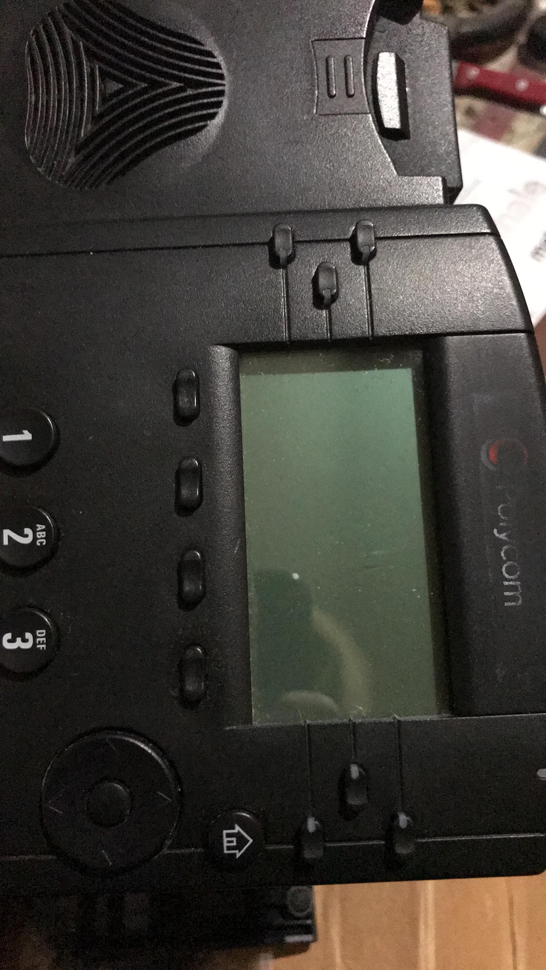 Amazon.com : Polycom VVX 301 Corded Business Media Phone System - 6 ...
