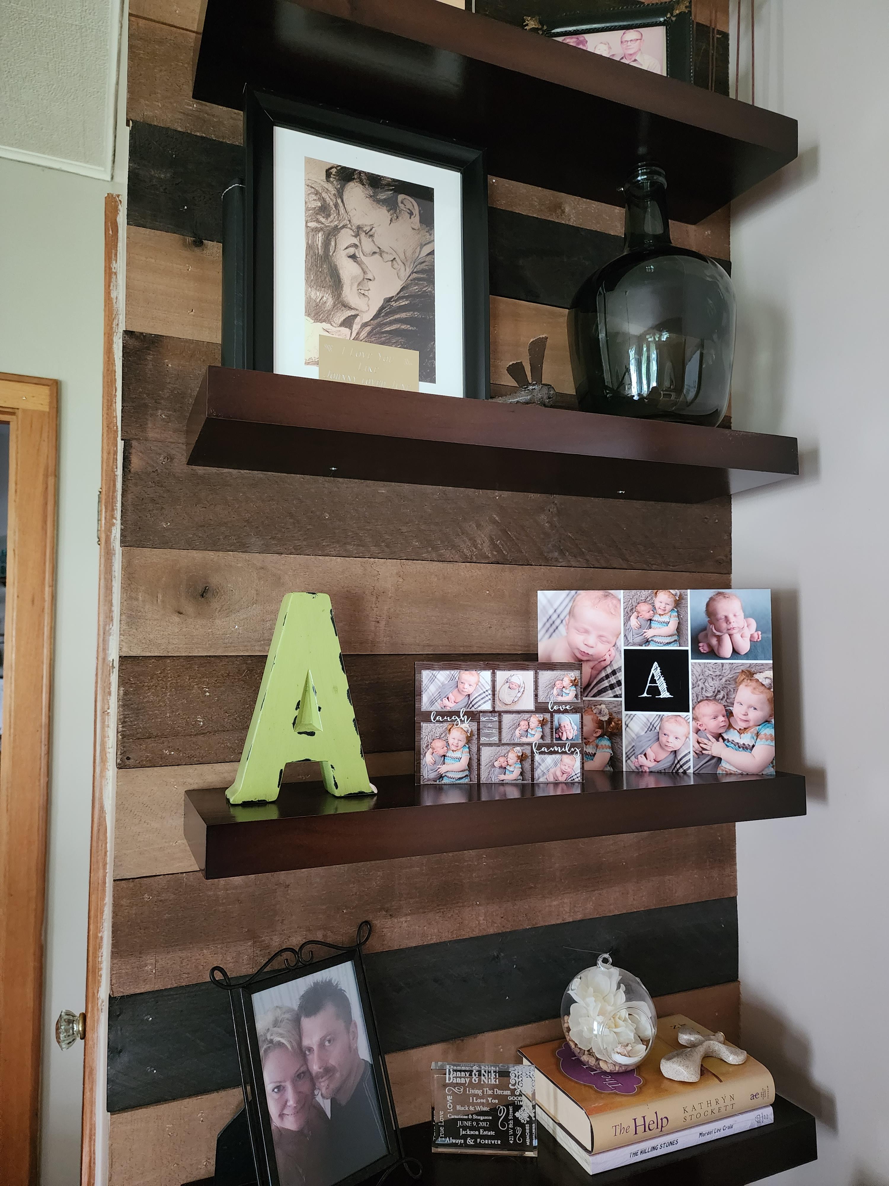 FLOATING FARMHOUSE SHELVES By Homeforia! 
