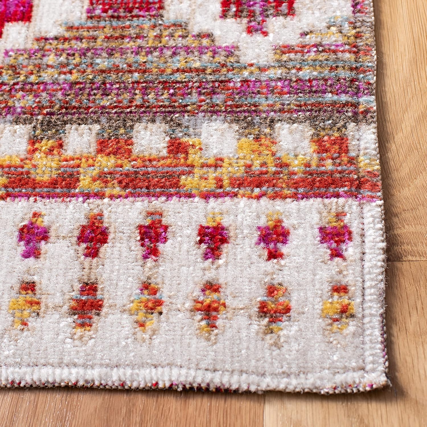SAFAVIEH Washable Rug Outdoor Montage Collection - 8' x 10', Red & Fuchsia, Non-Shedding & Easy to Clean, Ideal for Patio, Backyard, Mudroom (MTG272Q)