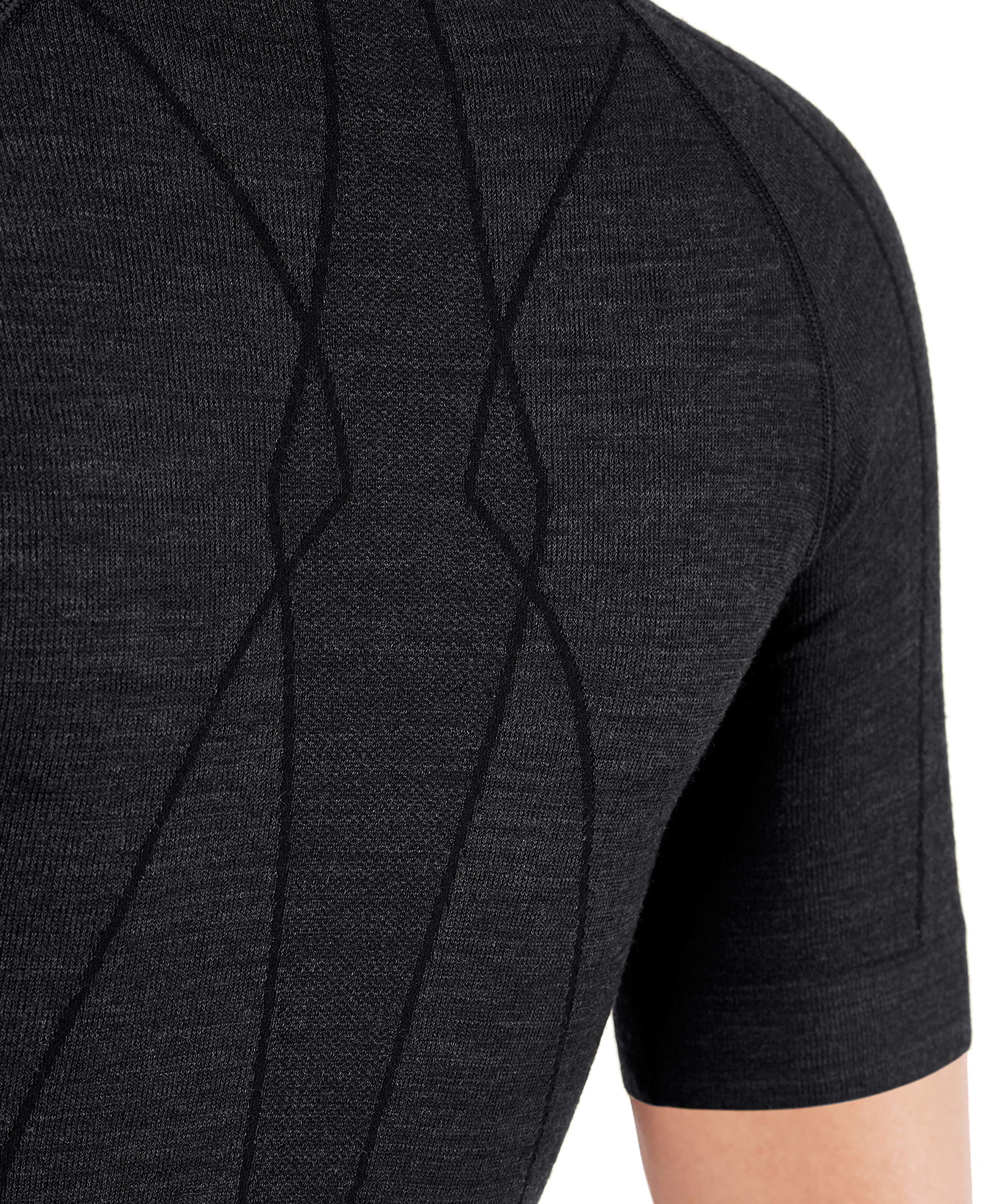 FALKE Damen Wool Tech. Funktionsshirt Kurzarmshirt Wolle Schwarz Grau Atmungsaktive Unterwäsche zum Sport sehr warm schnelltrocknend für kalte bis sehr kalte Temperaturen 1 Stück