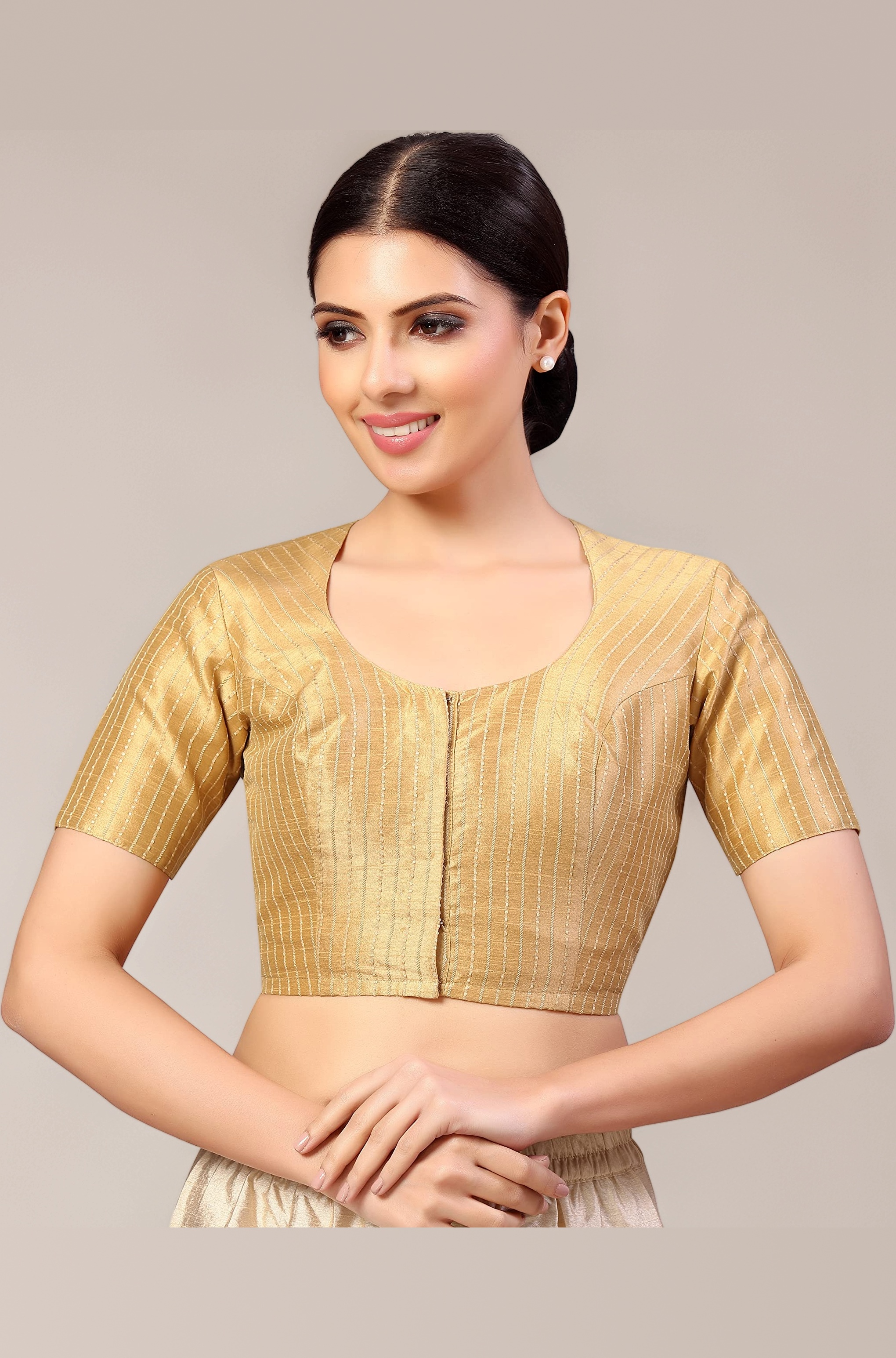 Womens Polyester Short Sleeves Handloom Silk Saree Blouse