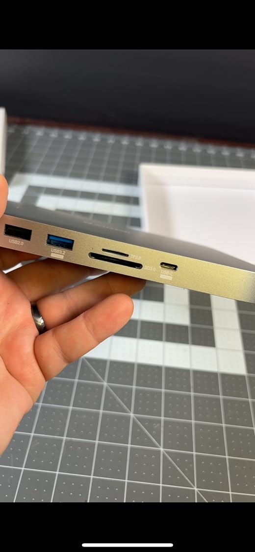 Qwiizlab Mac Mini Hub Docking Station overview
