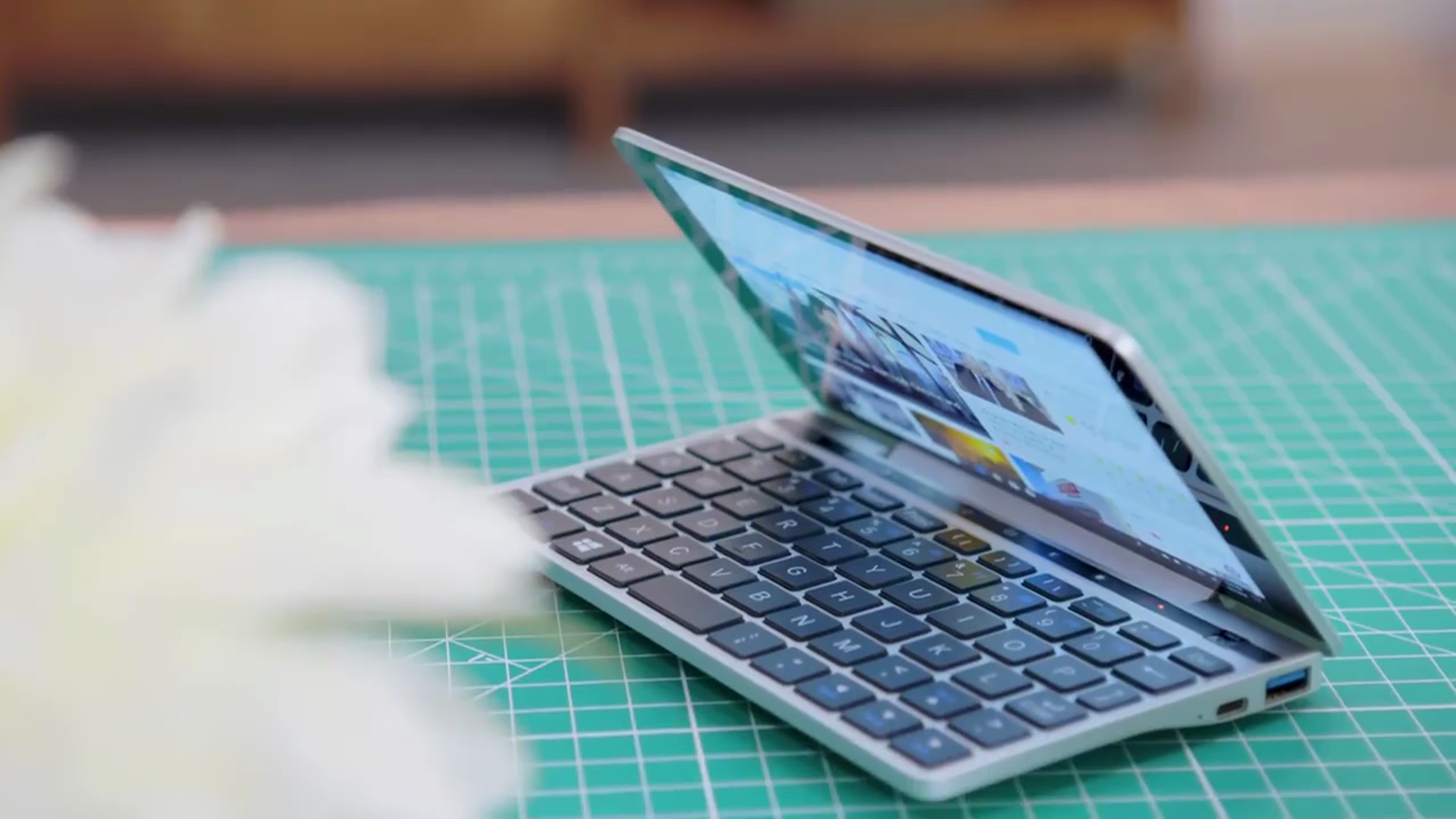 Amazon.com: GPD Pocket 2 [CPU Core m3-8100Y] 7 吋觸控螢幕迷你筆記